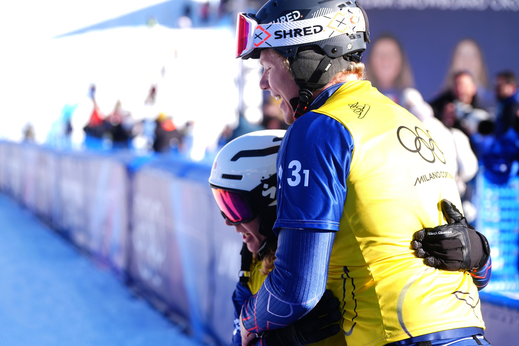 Банкес и Нигхтингале прославили су тријумф златне медаље са породицом и пријатељима