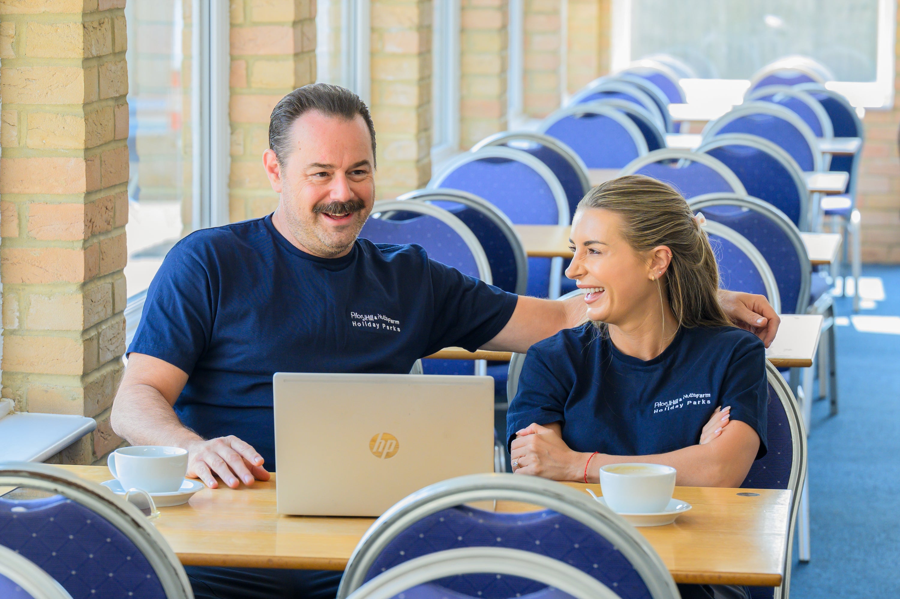 Danny e Dani Dyer sono in missione per trasformare Priory Hill a Leysdown, nel Kent