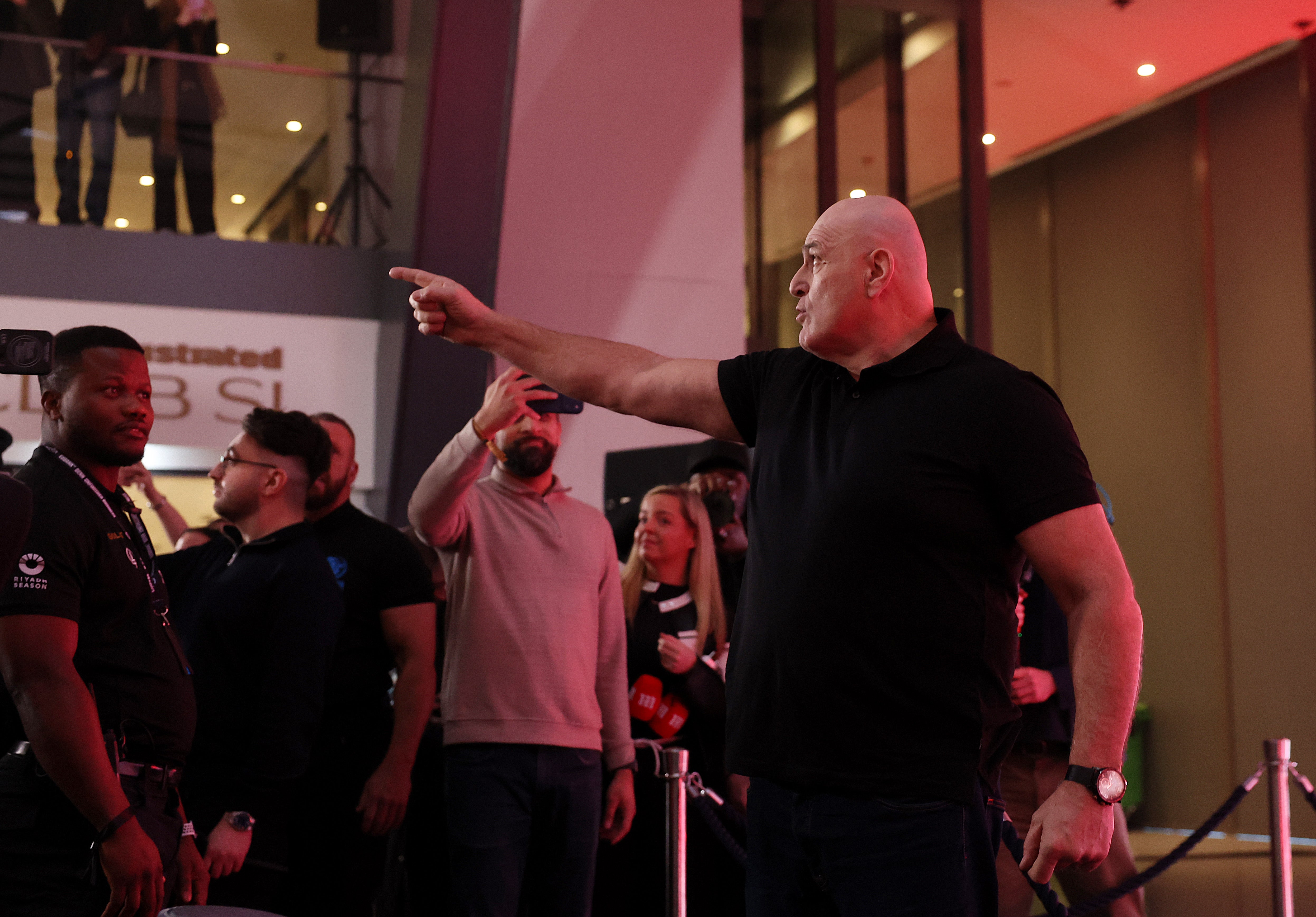 Carl Froch gives John Fury ultimatum after tirade at Tyson Fury press conference – UK Times