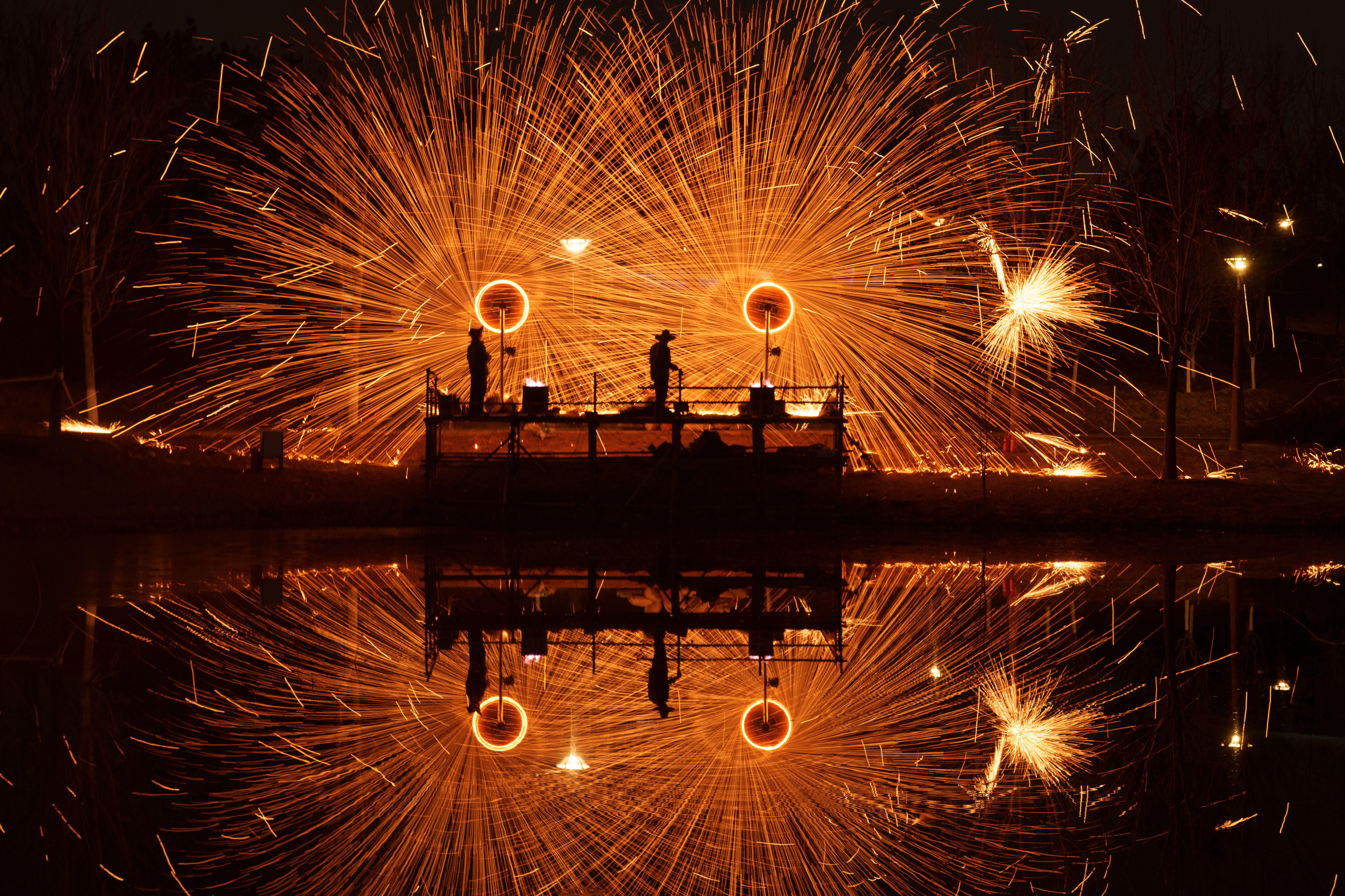 CHINA-EXPOSIÓN DE FUEGOS ARTIFICIALES