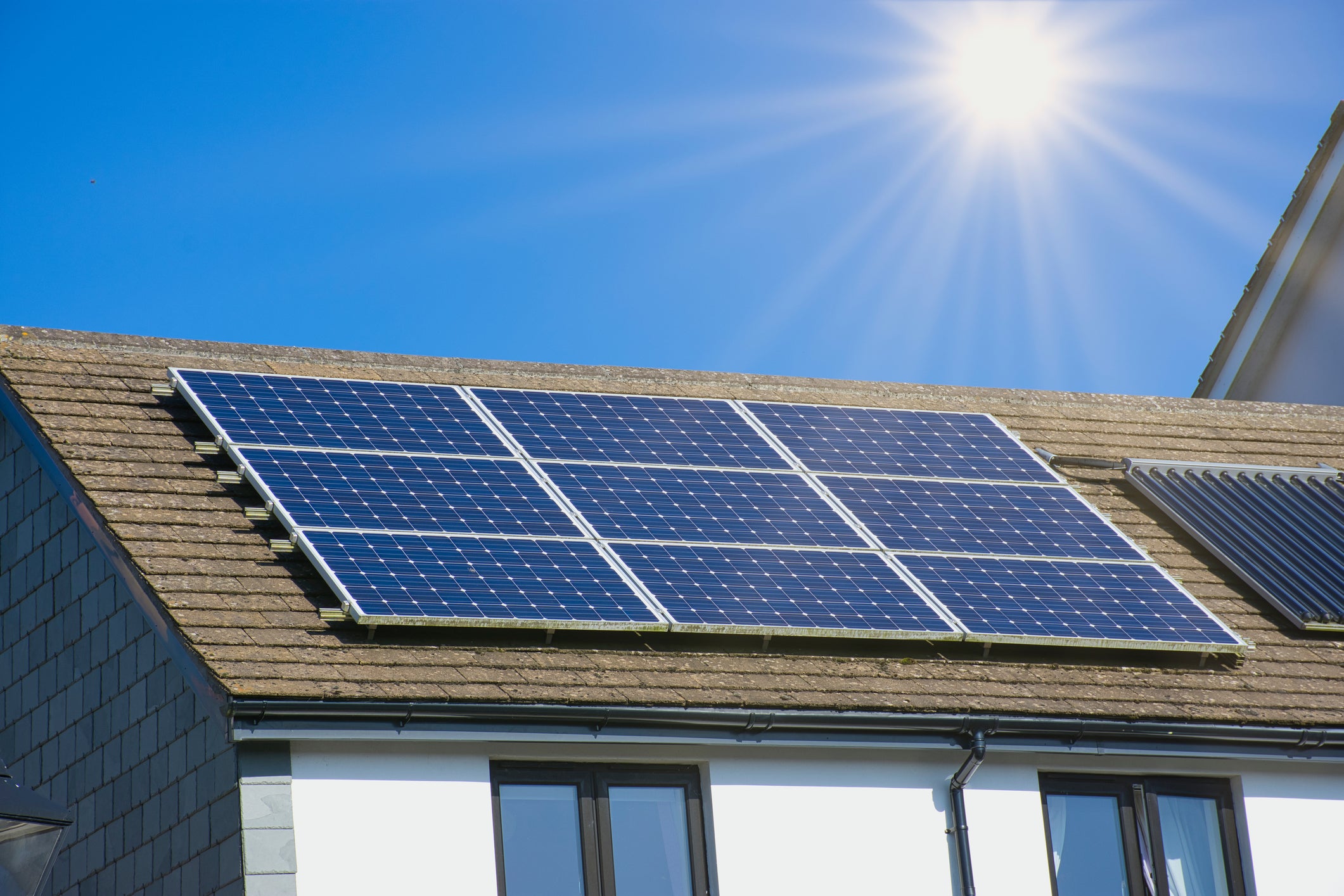 When sunlight hits photovoltaic cells, it generates electricity, giving you direct control over your home’s power