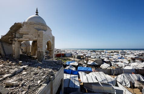 <p>A mosque, destroyed during the two-year Israeli offensives, is surrounded by tents for displaced Palestinians, in Gaza City.</p>