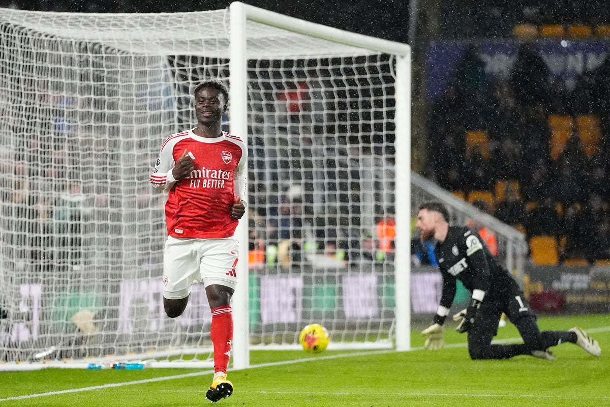 Wolves vs Arsenal live: Bukayo Saka ends goal drought with early headed strike