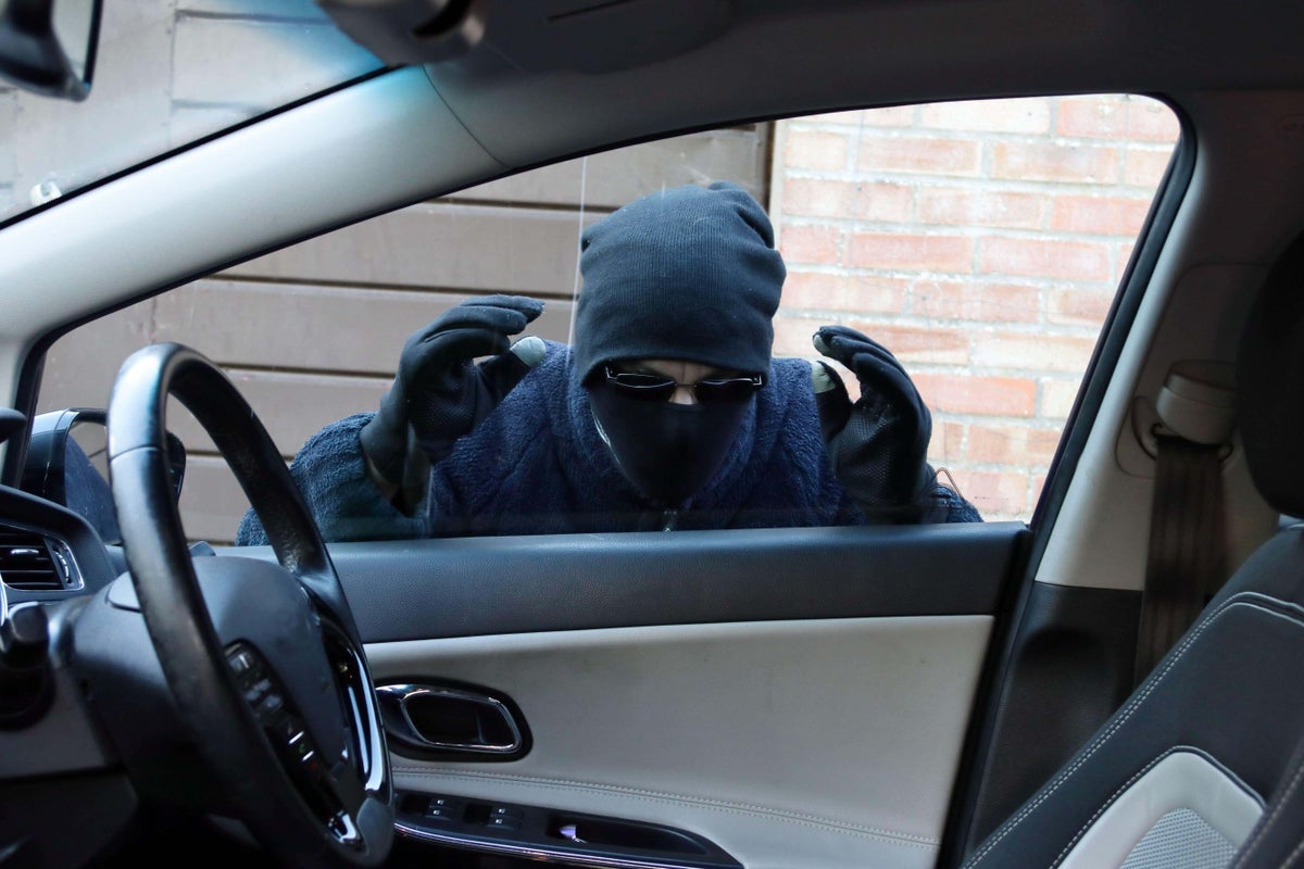 Would your possessions be covered by insurance if thieves broke into your car? Would your possessions be covered by insurance if thieves broke into your car?