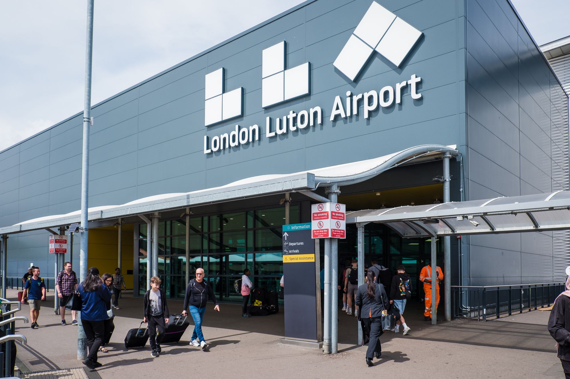 <p>Wizz Air have launched a special service for its Luton passengers</p>