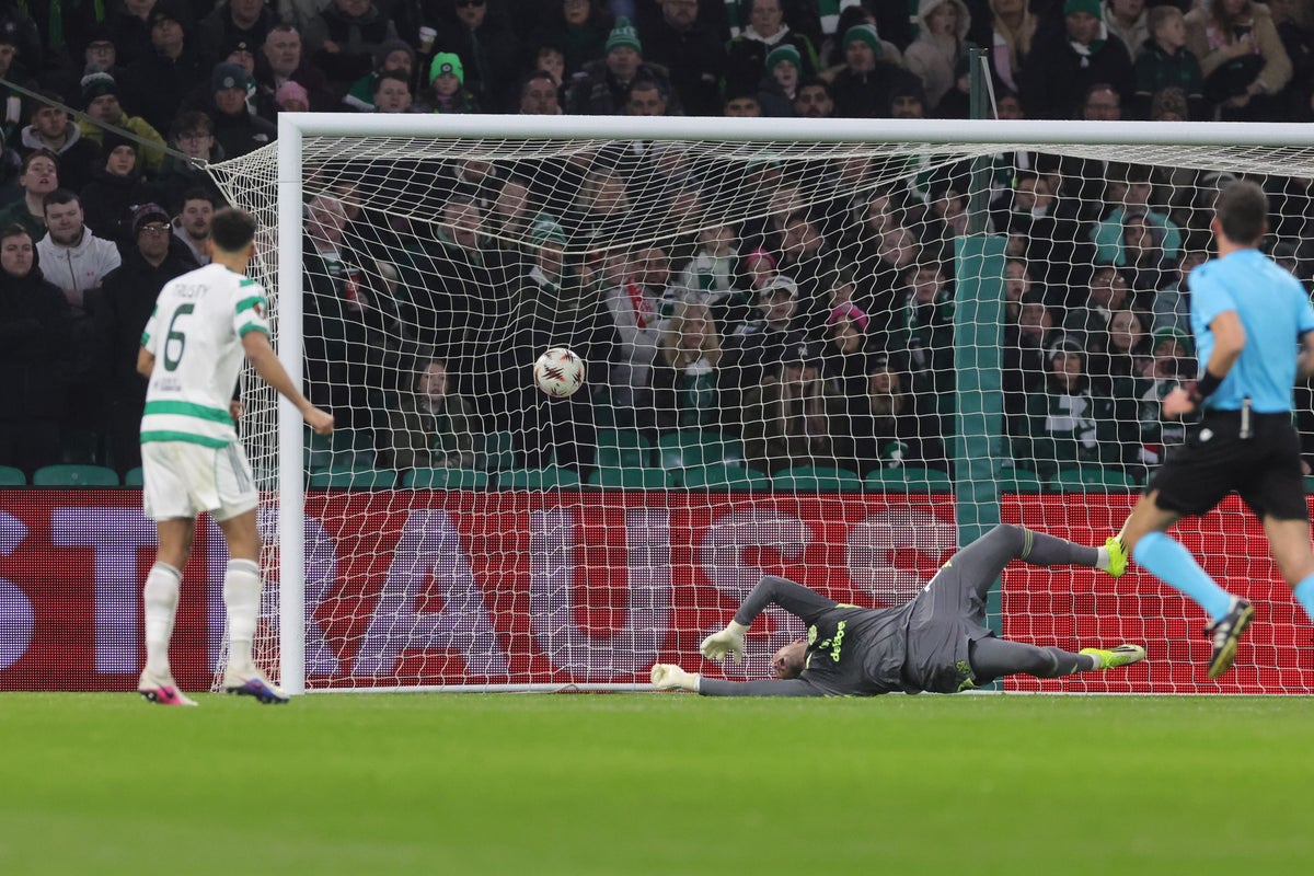 Kasper Schmeichel and Celtic suffer as Stuttgart ease to Europa League win