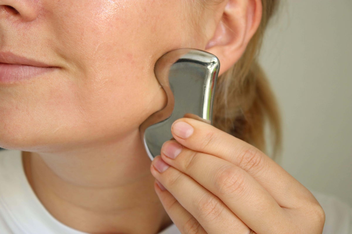 How to actually use a gua sha