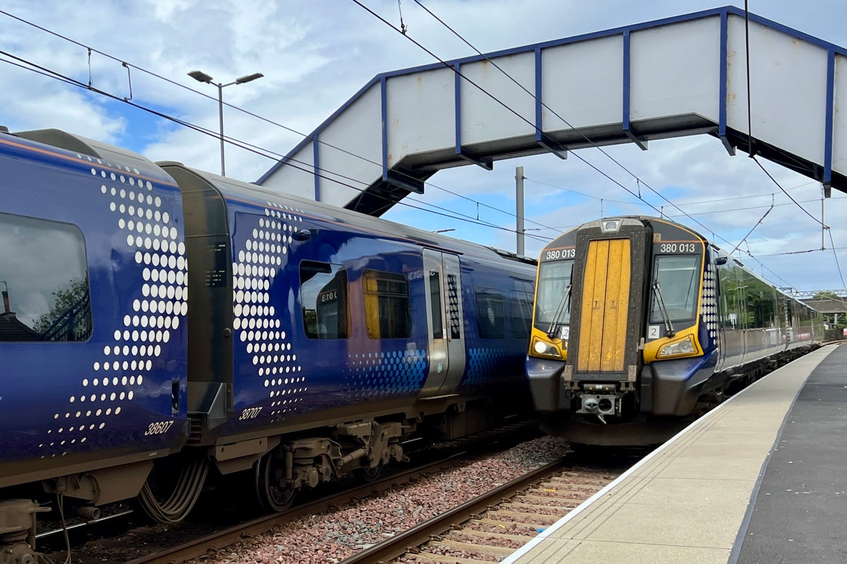 ScotRail targets fare dodgers with £10 minimum fee after losing £11m annually – UK Times ScotRail targets fare dodgers with £10 minimum fee after losing £11m annually – UK Times