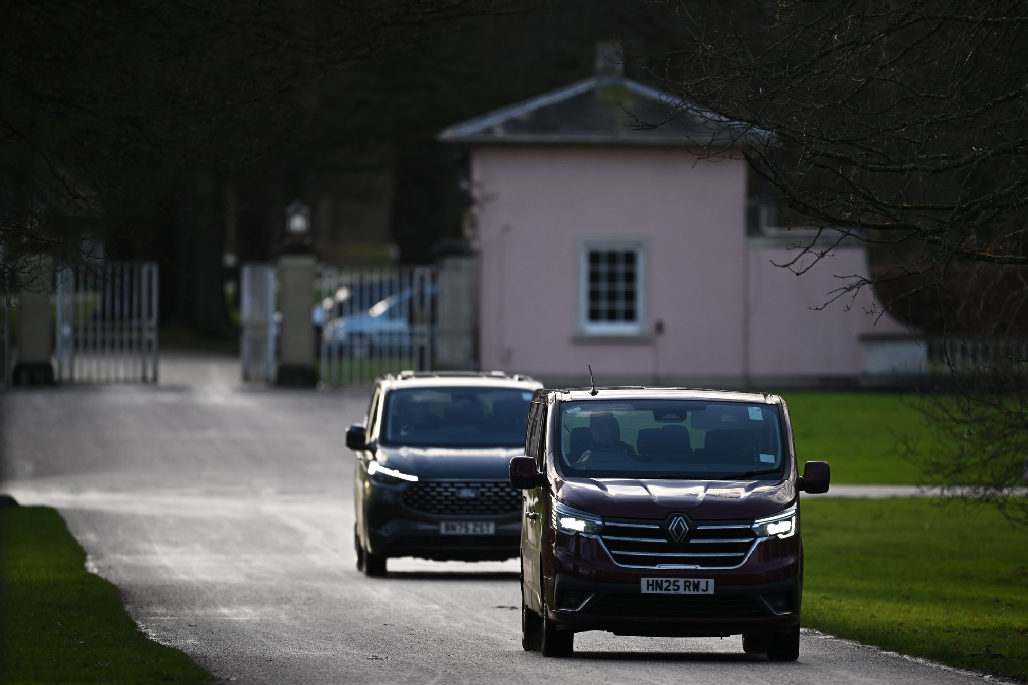Searches of Andrew Mountbatten-Windsor’s former home entered their second day and are expected to continue over the weekend into Monday