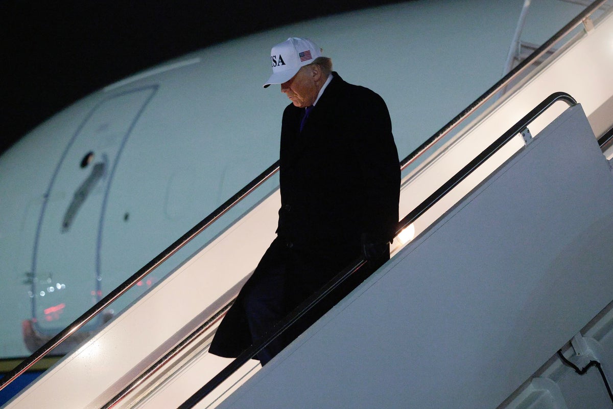 Trump directs release of government files ‘related to alien and extraterrestrial life’ – UK Times Trump directs release of government files ‘related to alien and extraterrestrial life’ – UK Times