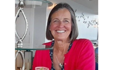 65-year-old Dr Alison Farmer knows only too well the importance of early diagnosis. The retired psycho-oncology nurse from Southampton, was diagnosed with ovarian cancer when she was 40 after experiencing unusual bleeding