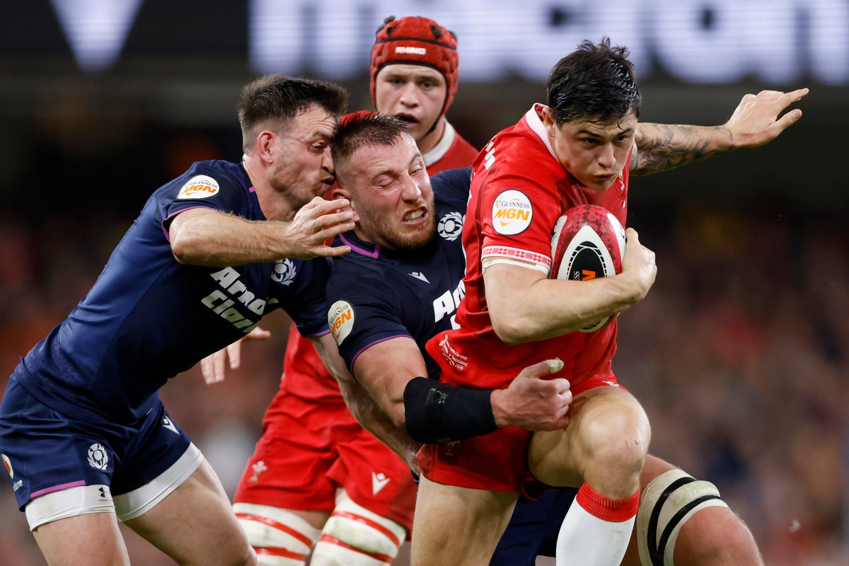 Wales vs Scotland live: Finn Russell try cuts deficit for visitors but hosts lead in Cardiff
