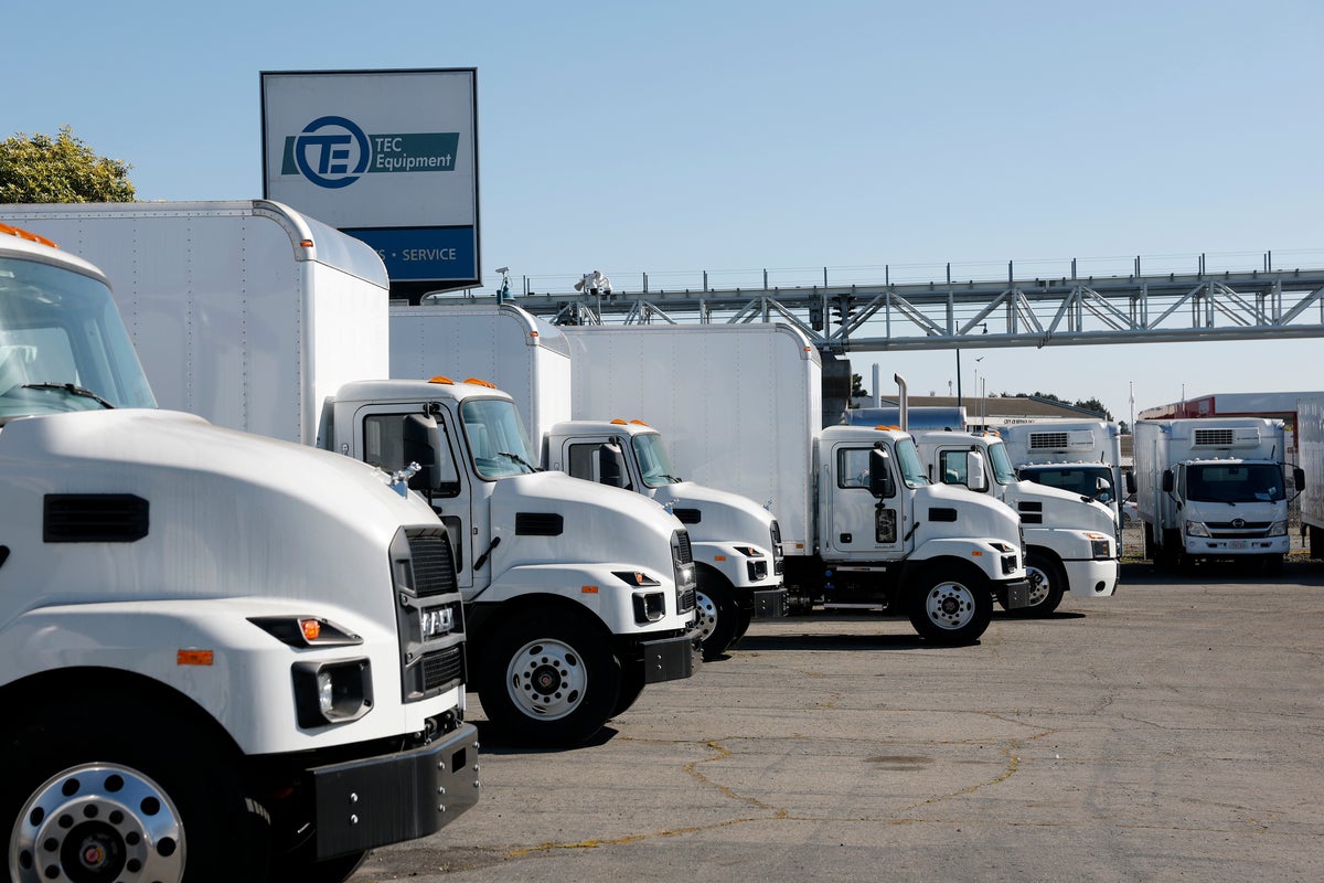 All truck and bus drivers required to take commercial driver’s license test in English