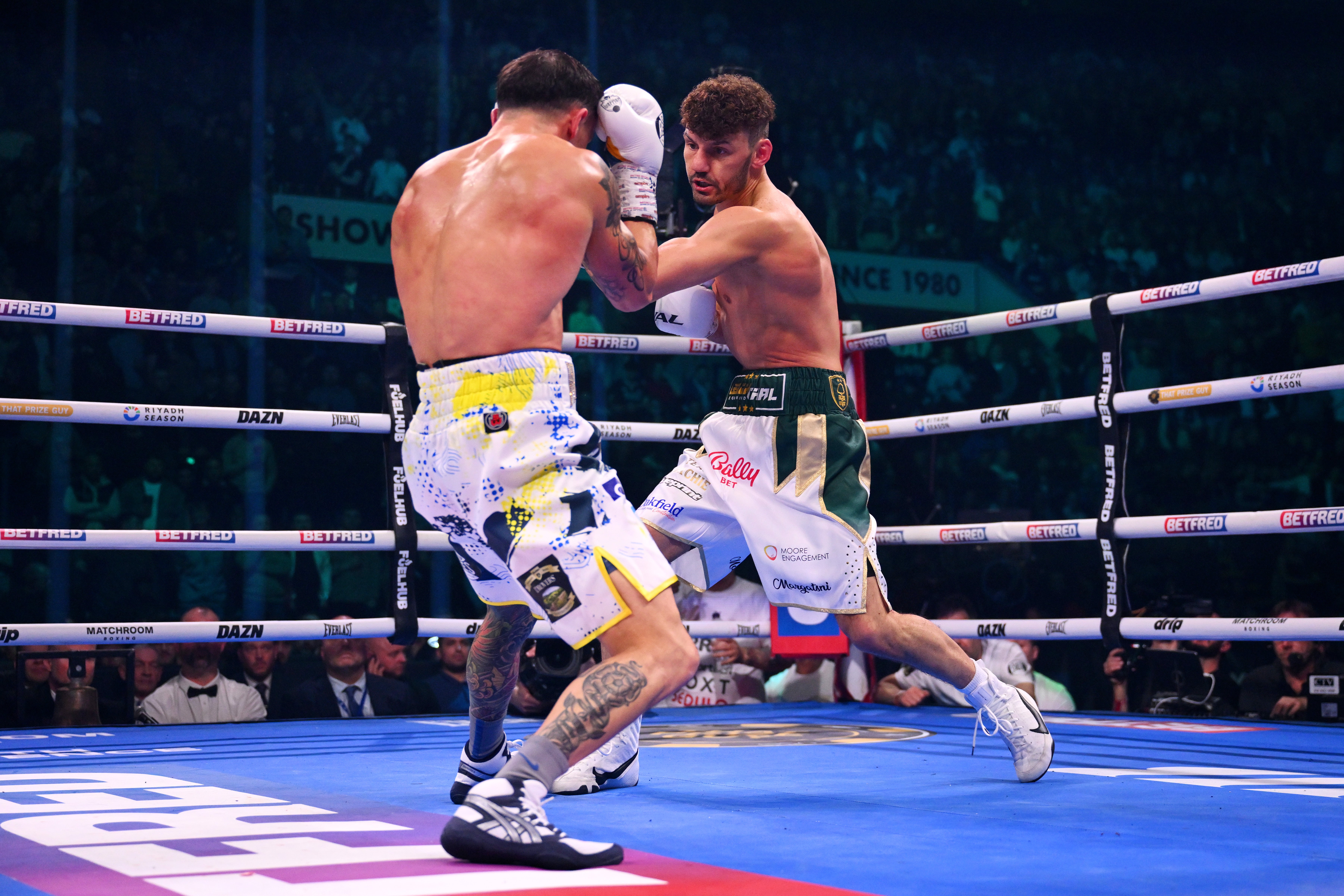 Leigh Wood (right) and Josh Warrington during their rematch