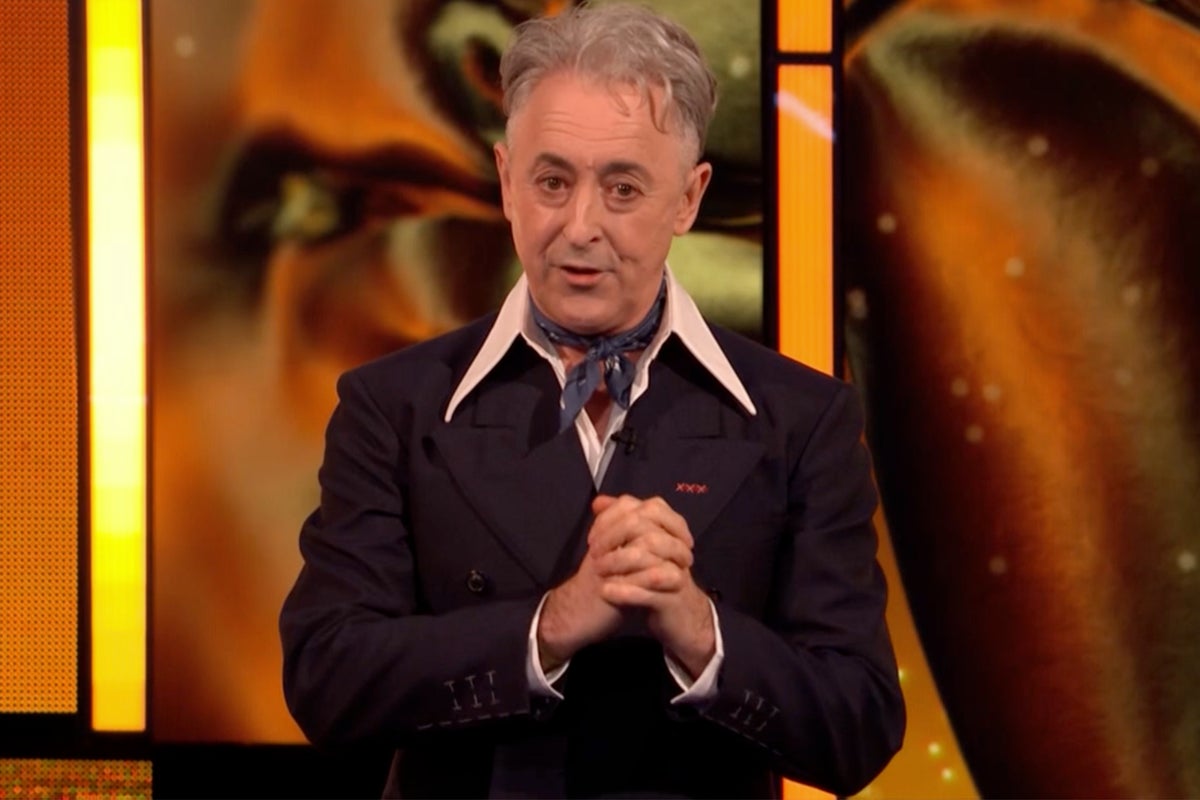 Alan Cumming addresses swearing as Bafta viewers hear tourettes tic from crowd