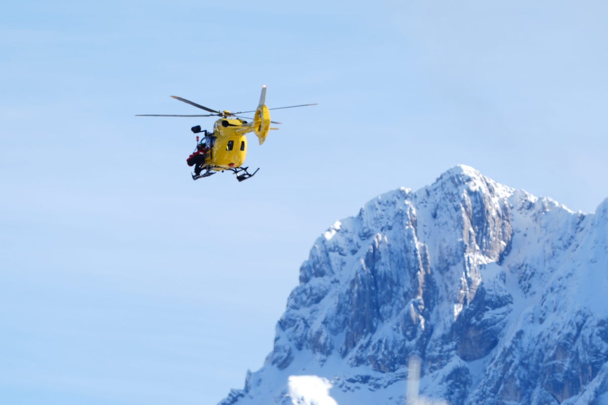 Lindsey Vonn thanks doctor who ‘saved my leg from being amputated’ after crash