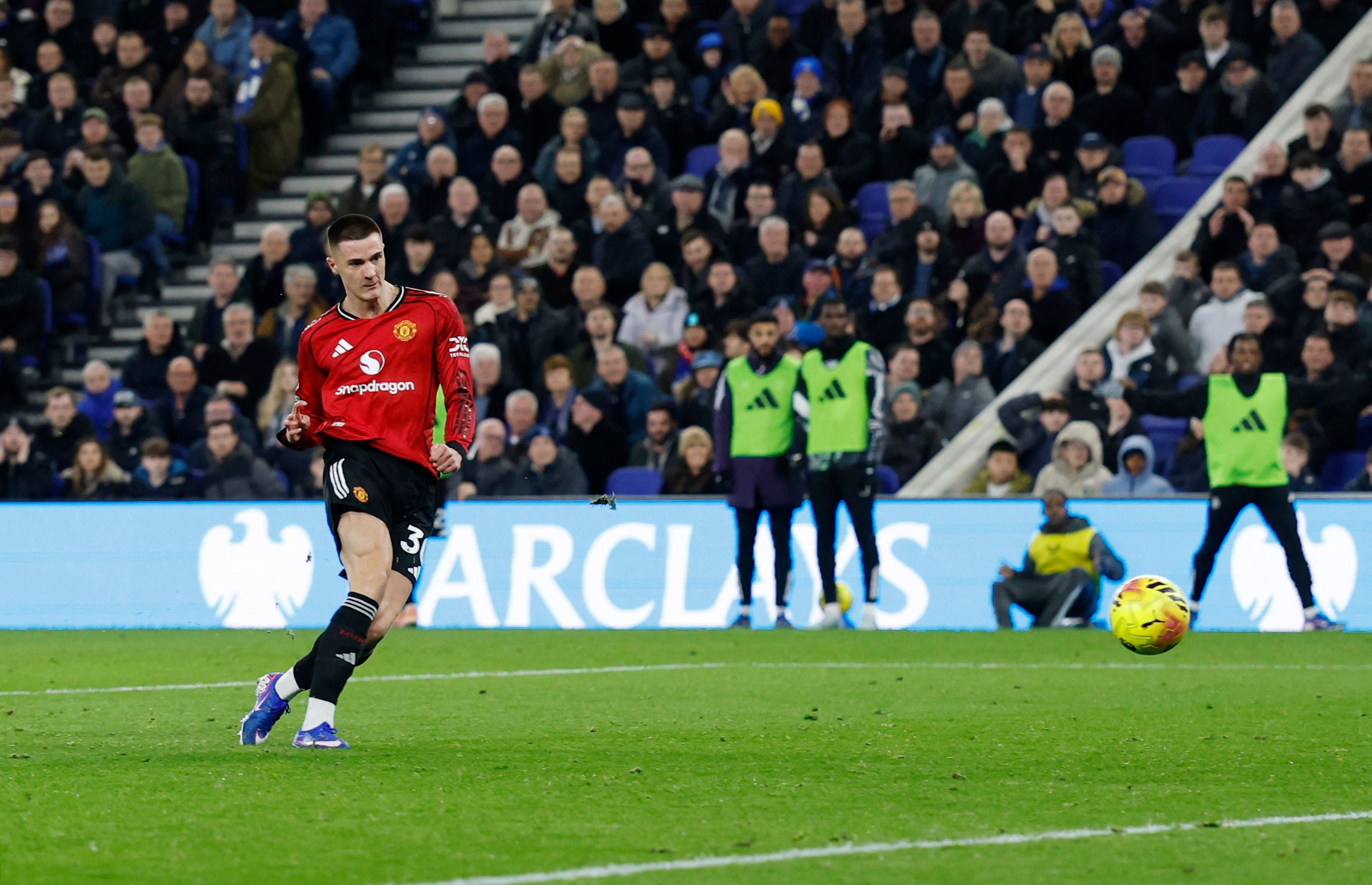 Куња и Мбеумо су у комбинацији наместили Сеска на паузи