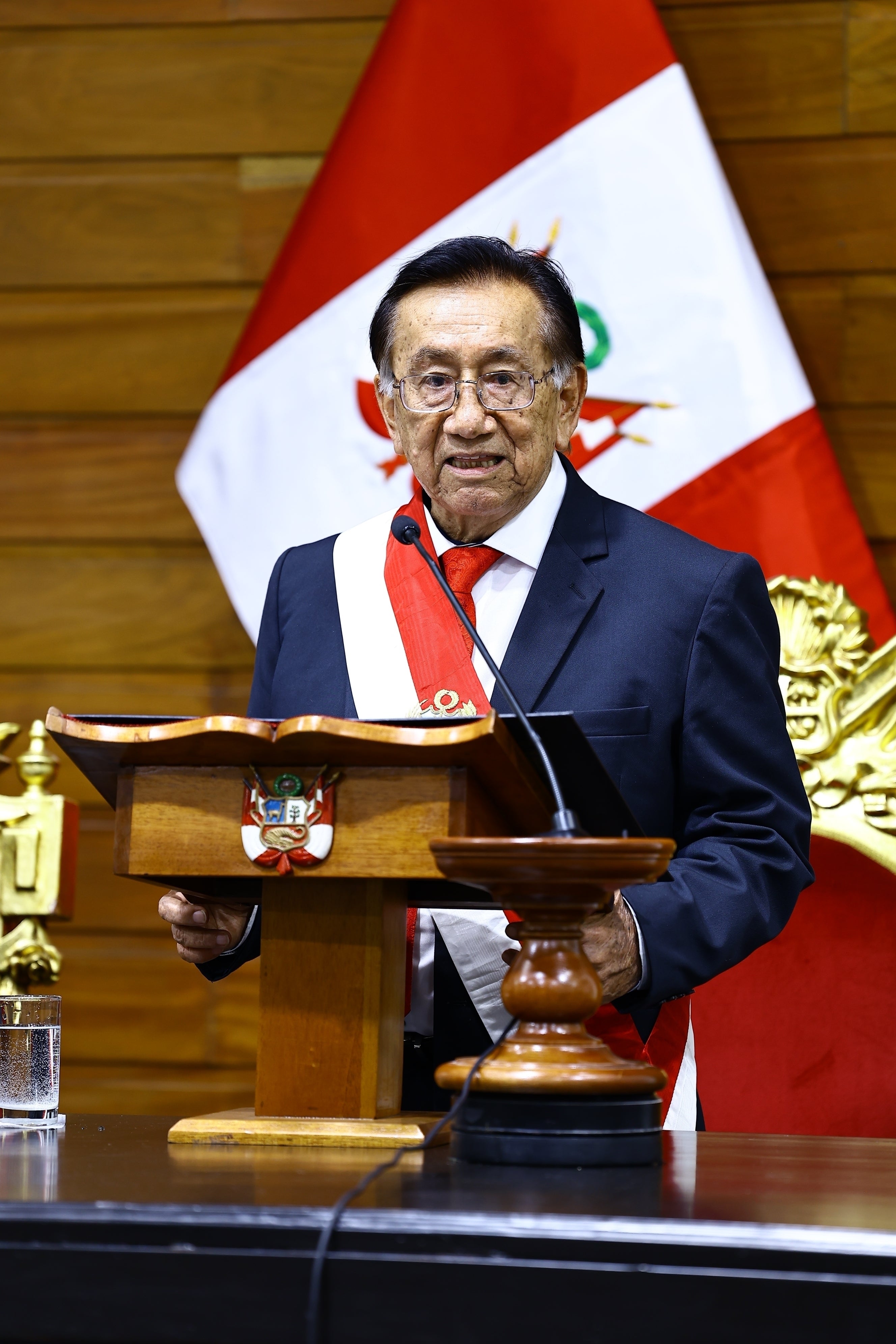 PERÚ-PRESIDENTE-CRISIS
