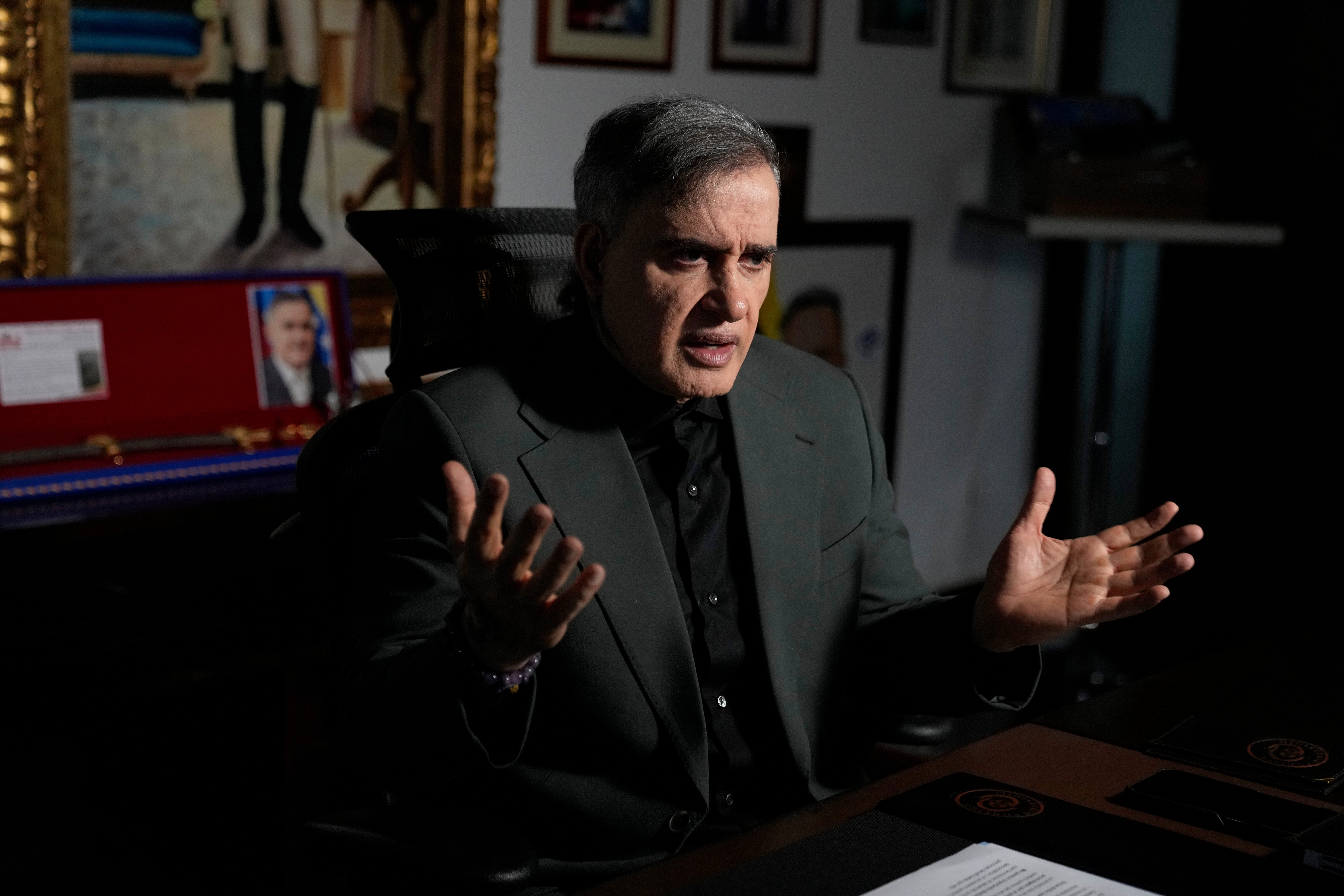 VENEZUELA-FISCAL RENUNCIA