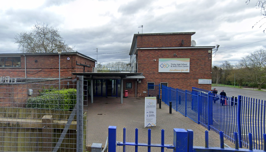 independent.co.uk - Dan Haygarth - Teacher who agreed to take &pound;20,000 cannabis delivery banned from classroom