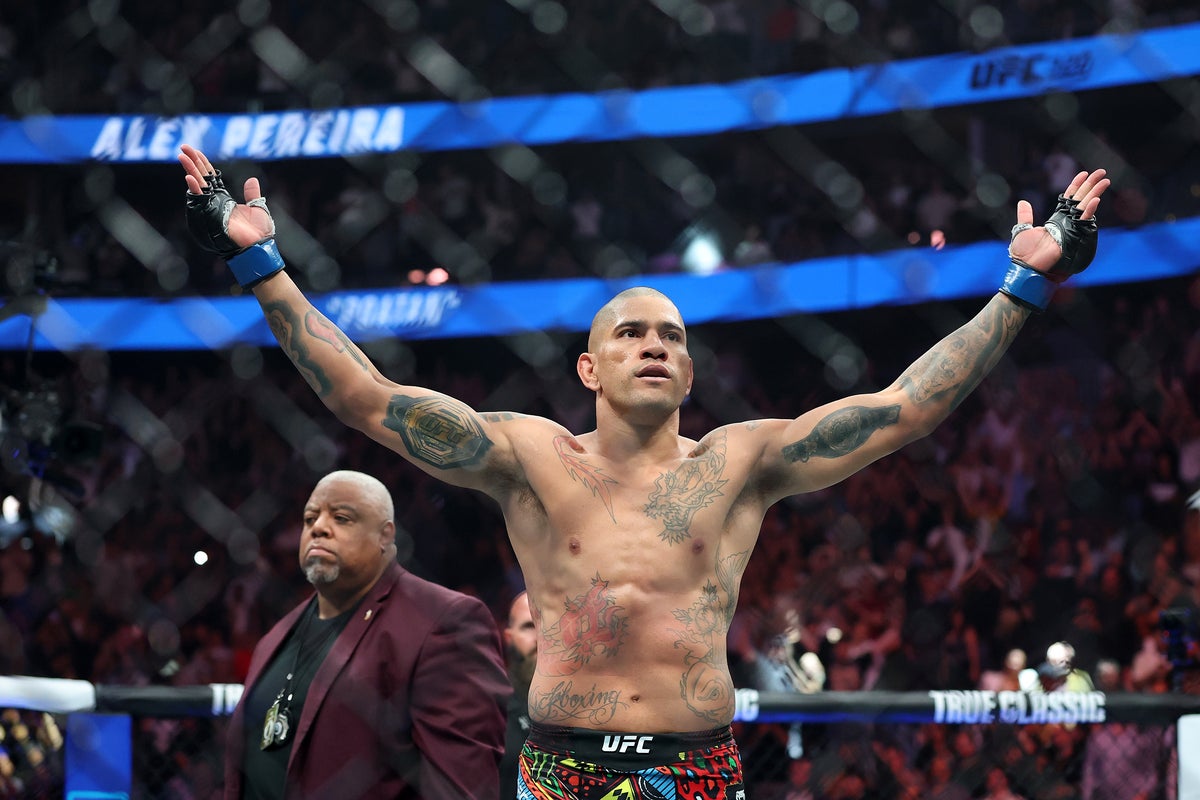 Alex Pereira shockingly vacates UFC title to spark heavyweight rumours – UK Times Alex Pereira shockingly vacates UFC title to spark heavyweight rumours – UK Times