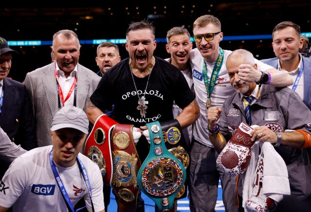 <p>Oleksandr Usyk will defend his WBC world heavyweight title against a kickboxer</p>