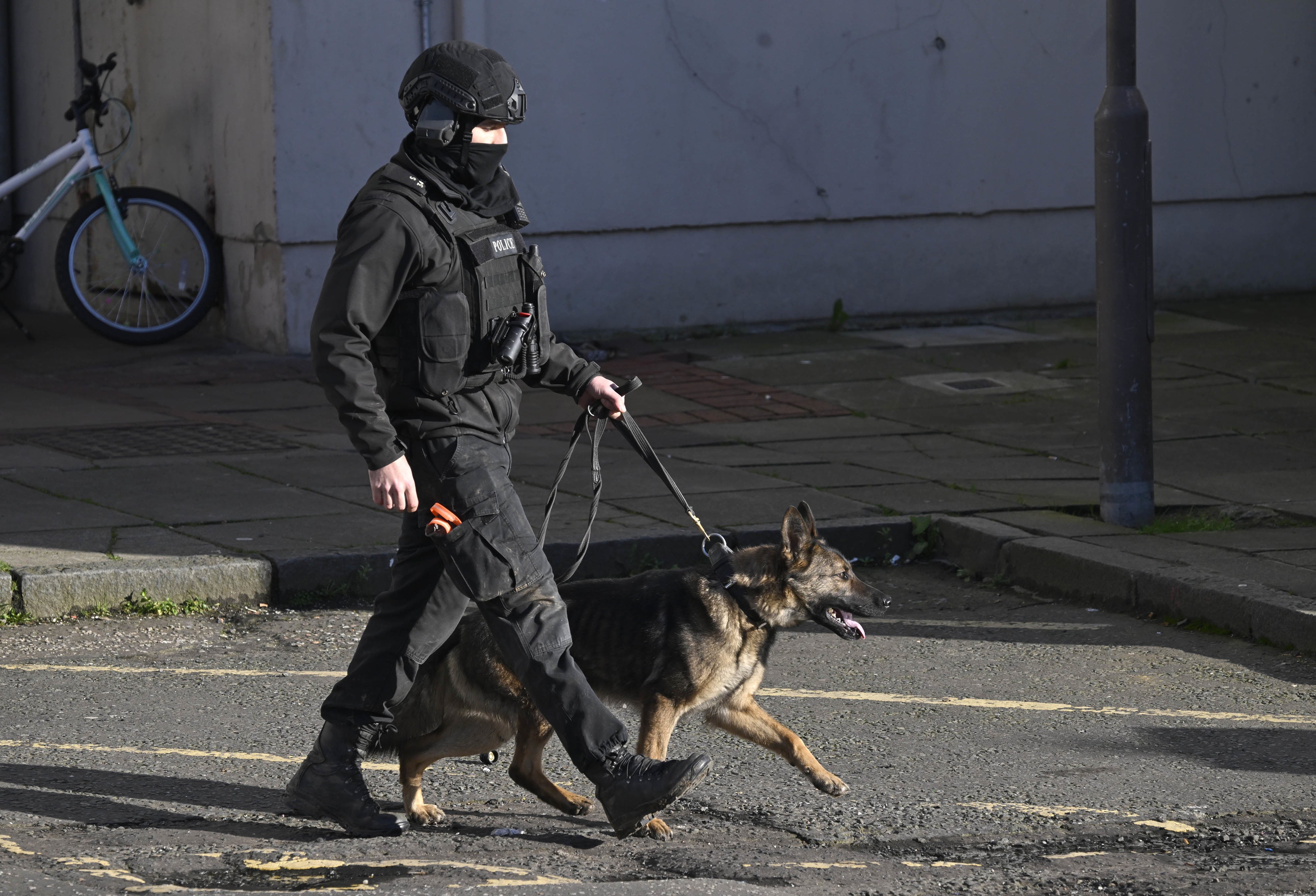 Man arrested after Edinburgh stabbing incident which saw tower block ...