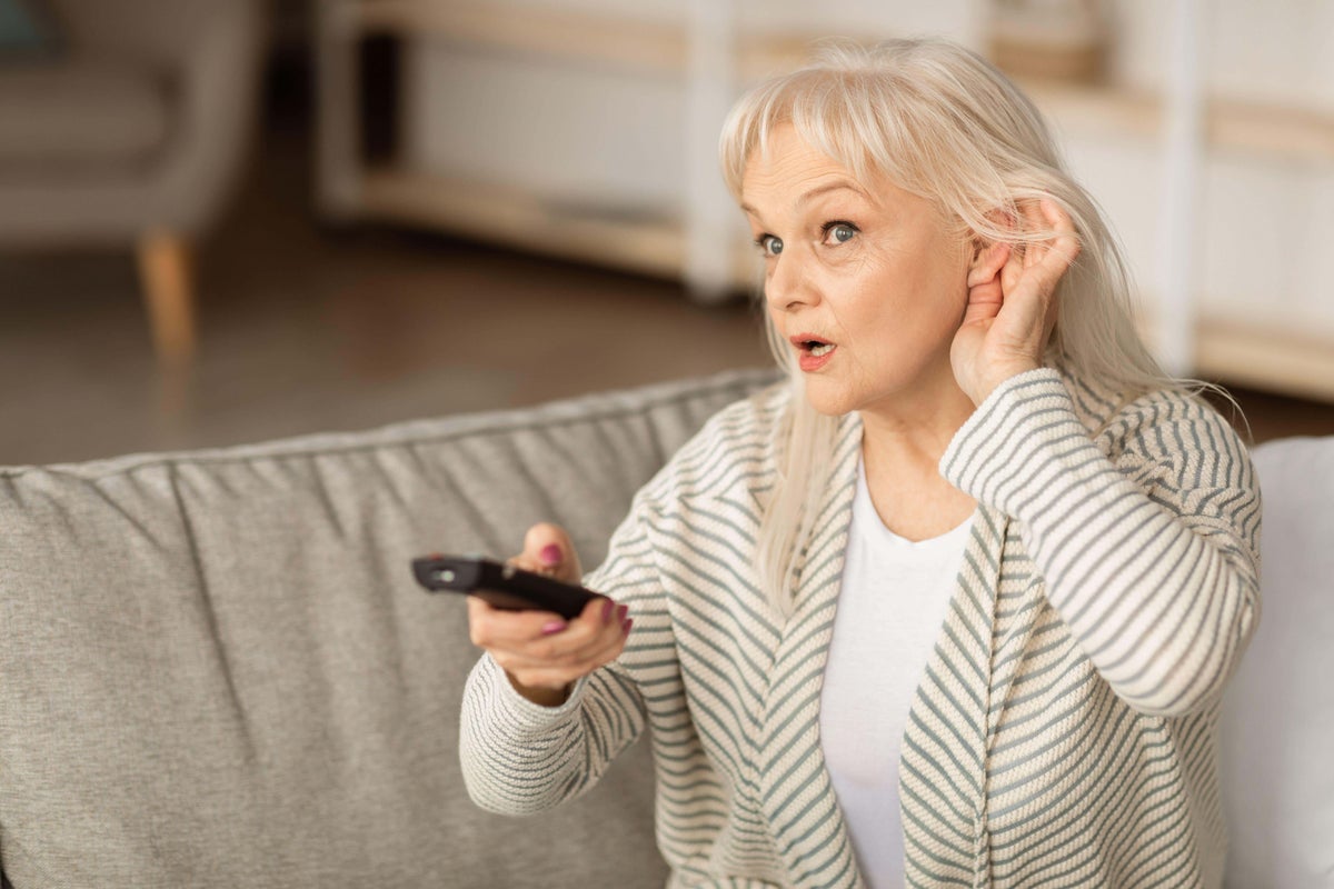 6 subtle signs of hearing loss to never ignore – UK Times