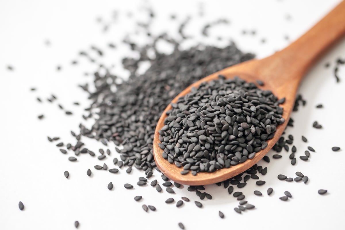 Can black sesame really reverse grey hair? Here’s the truth – UK Times Can black sesame really reverse grey hair? Here’s the truth – UK Times