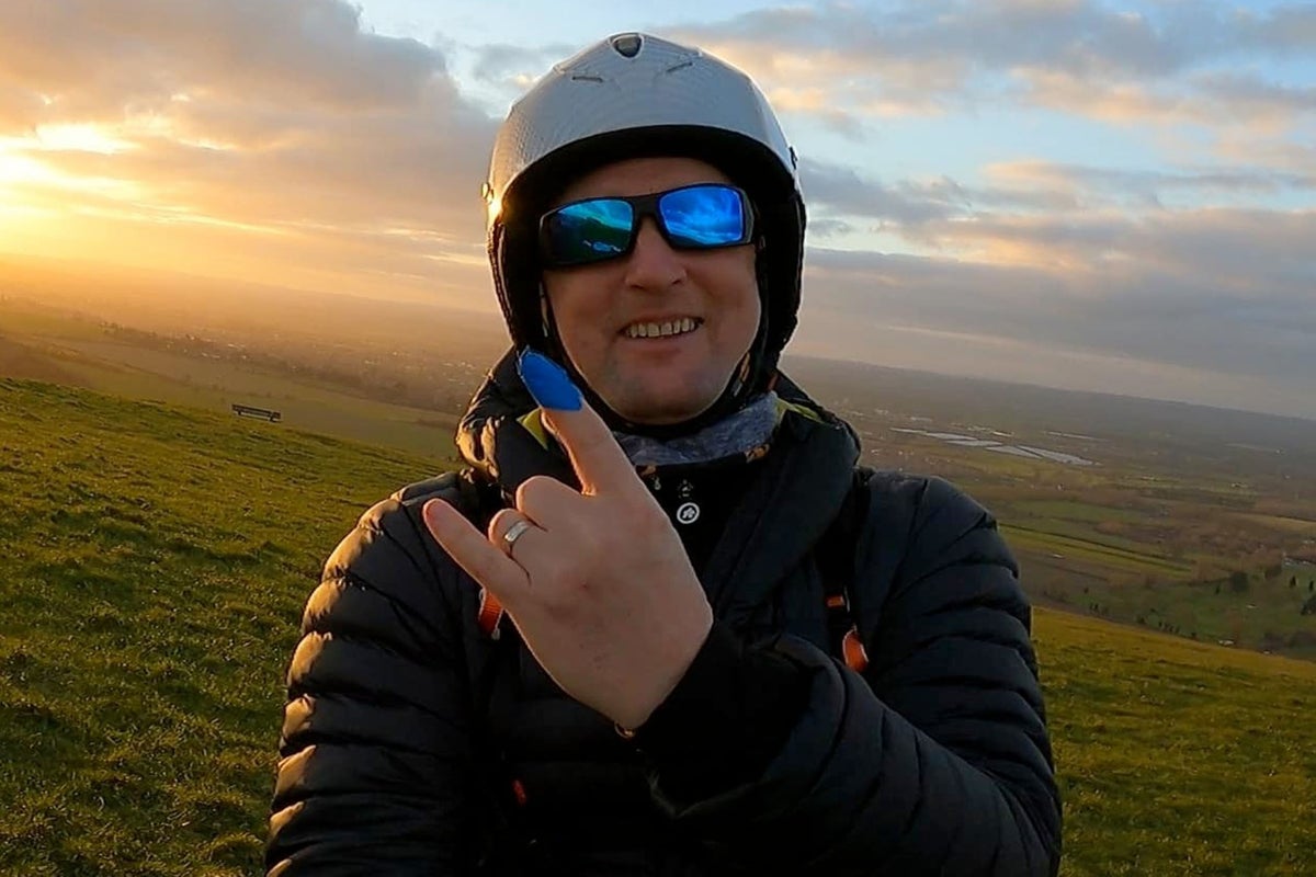 ‘Highly experienced’ skydiver who died during jump with friend named by police ‘Highly experienced’ skydiver who died during jump with friend named by police