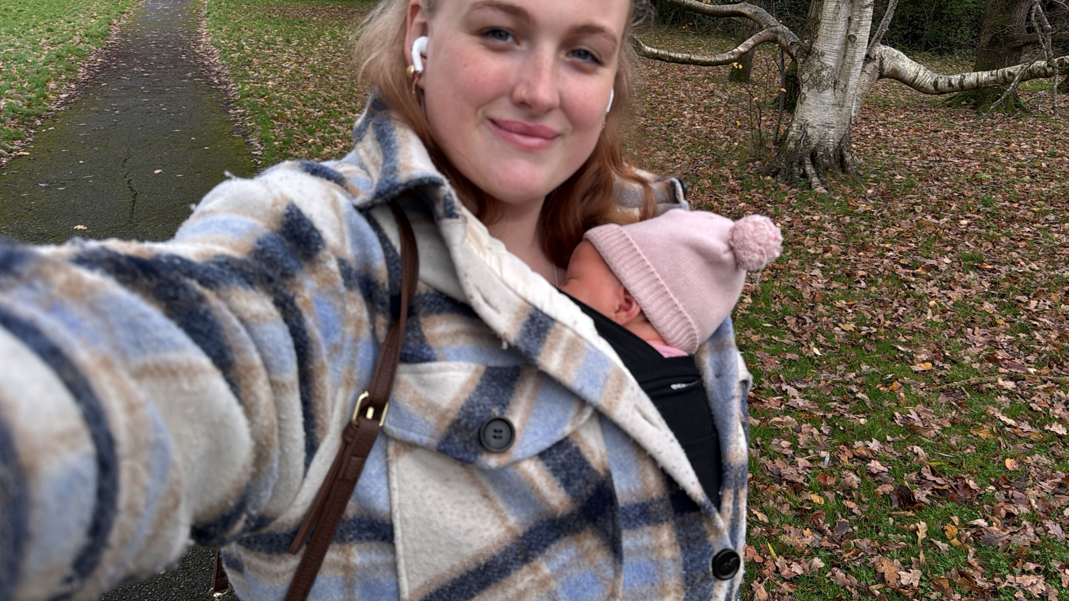 New mother suffers M40 panic attack as RAC calls stranded baby &lsquo;non-priority&rsquo;