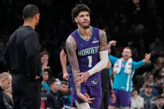 HORNETS-CELTICS