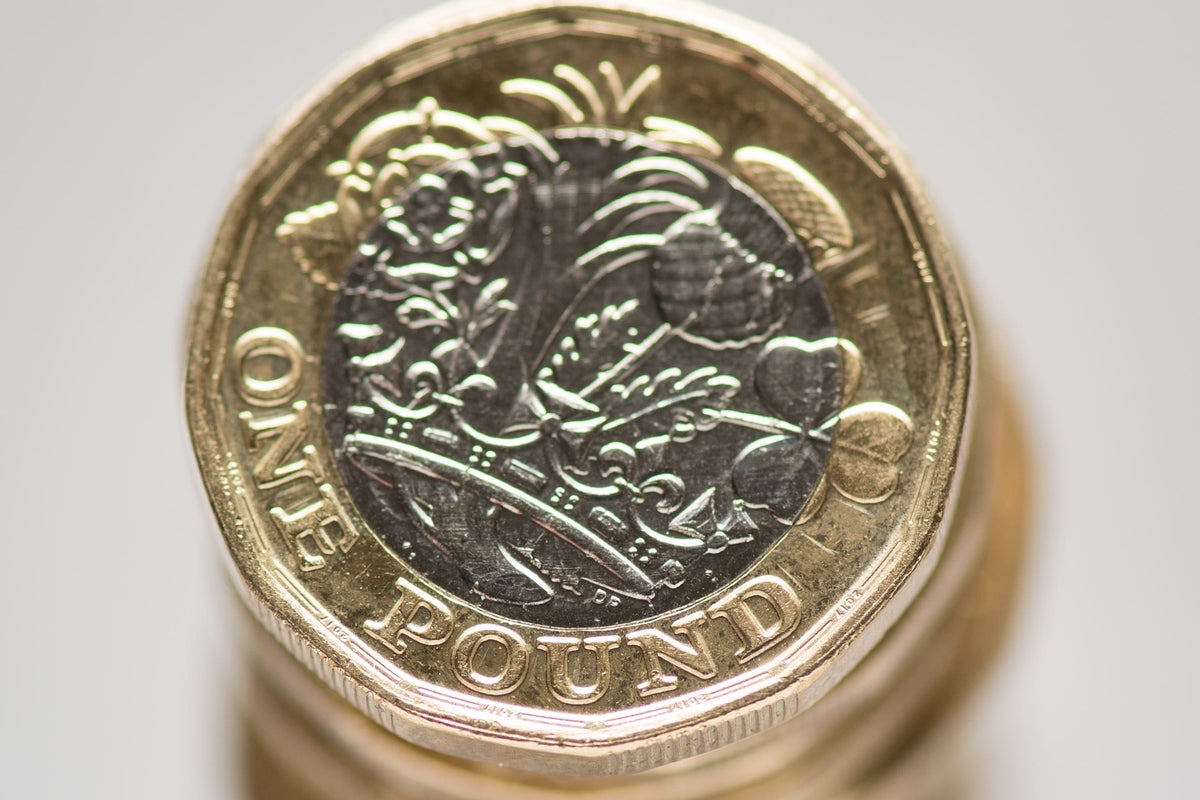 Households&rsquo; confidence in job security slumps to six-month low