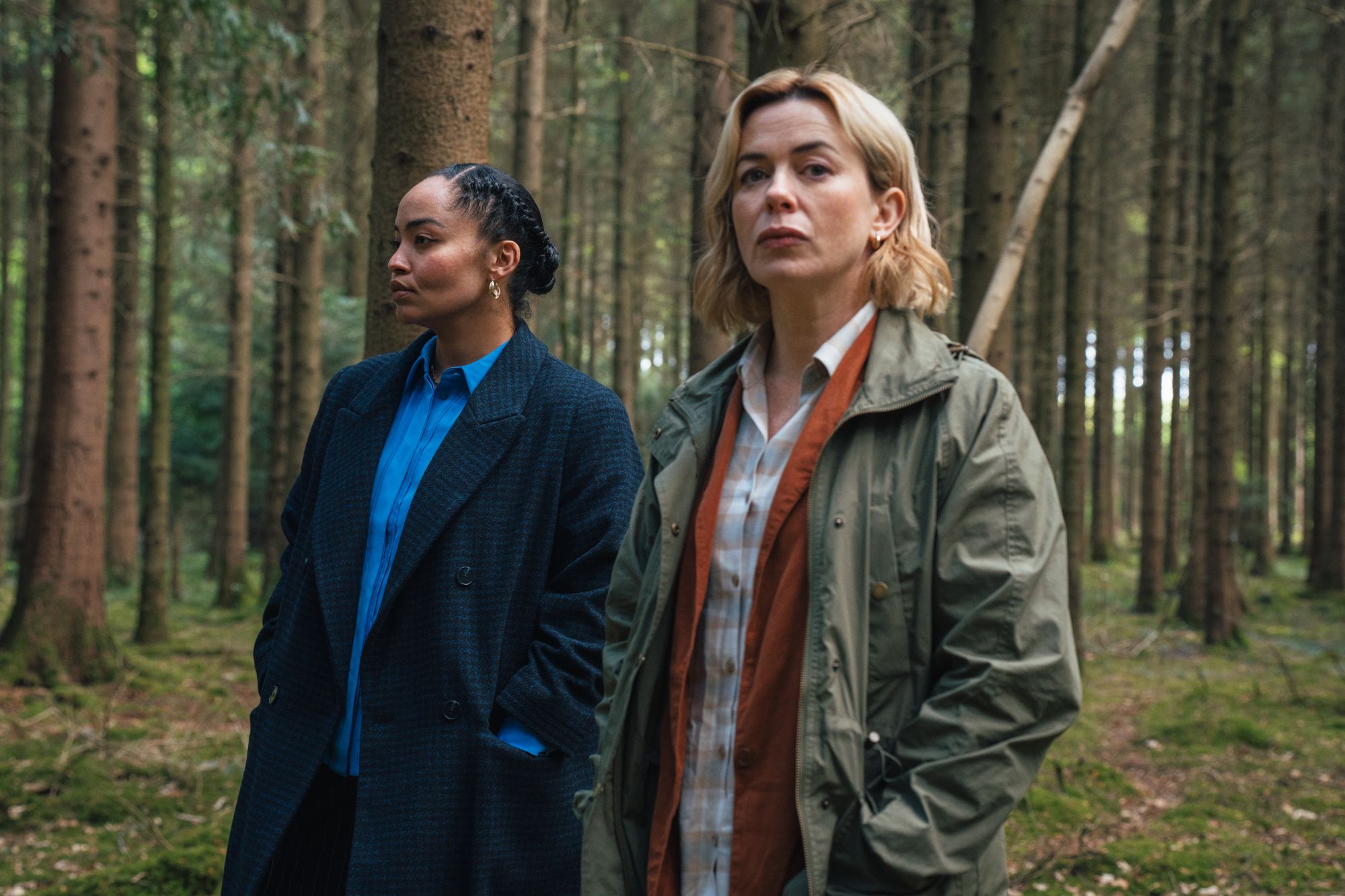 Jennifer MacBeth ed Eve Myles in 