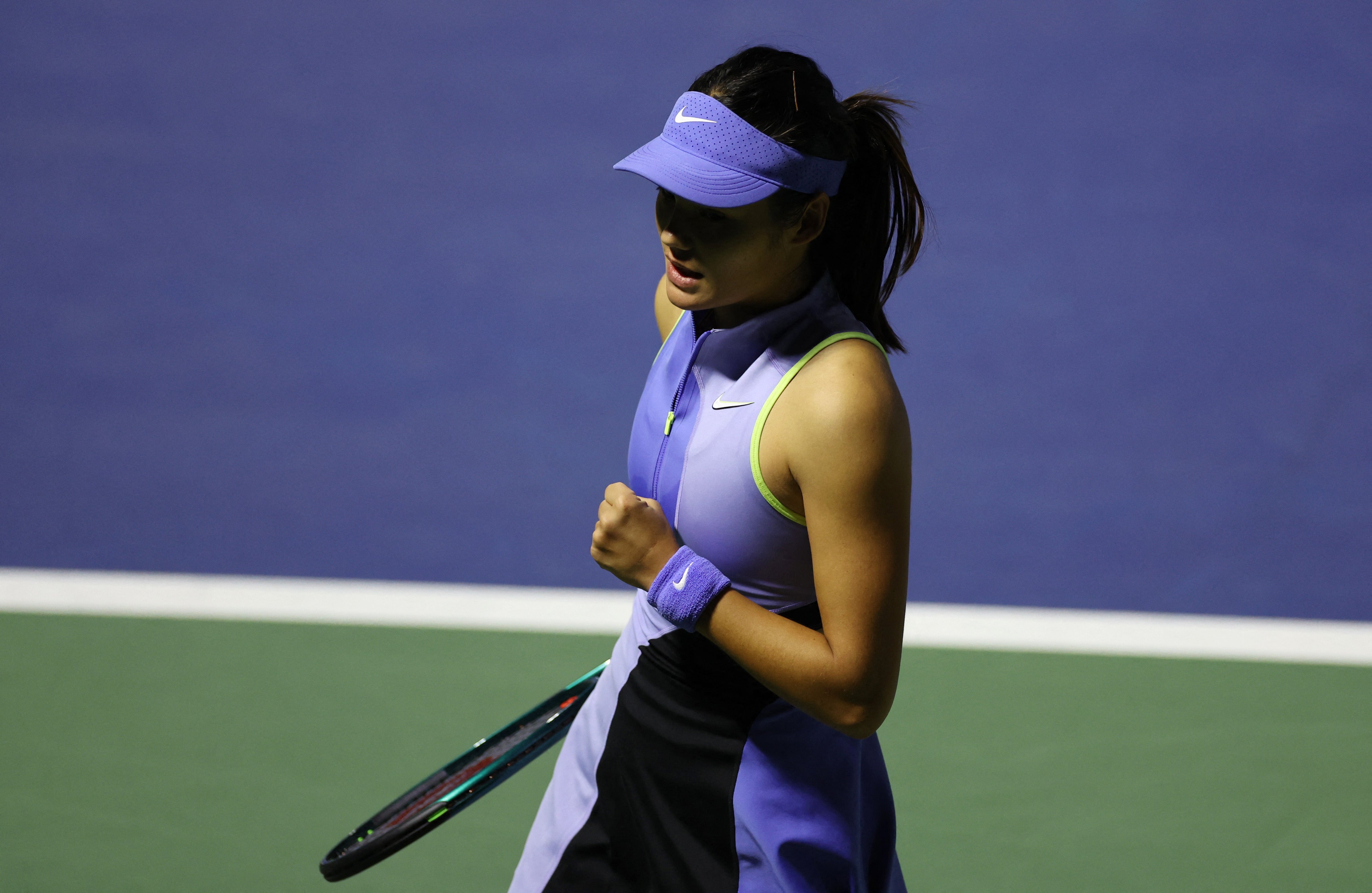 Emma Raducanu sweeps aside qualifier to open Indian Wells campaign in style