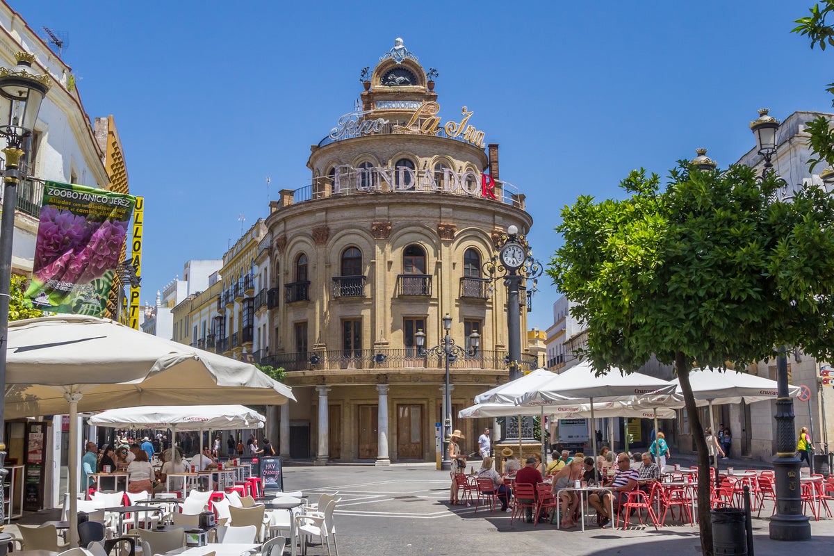 Top Activities and Dining Spots in Jerez, Spain Top Activities and Dining Spots in Jerez, Spain