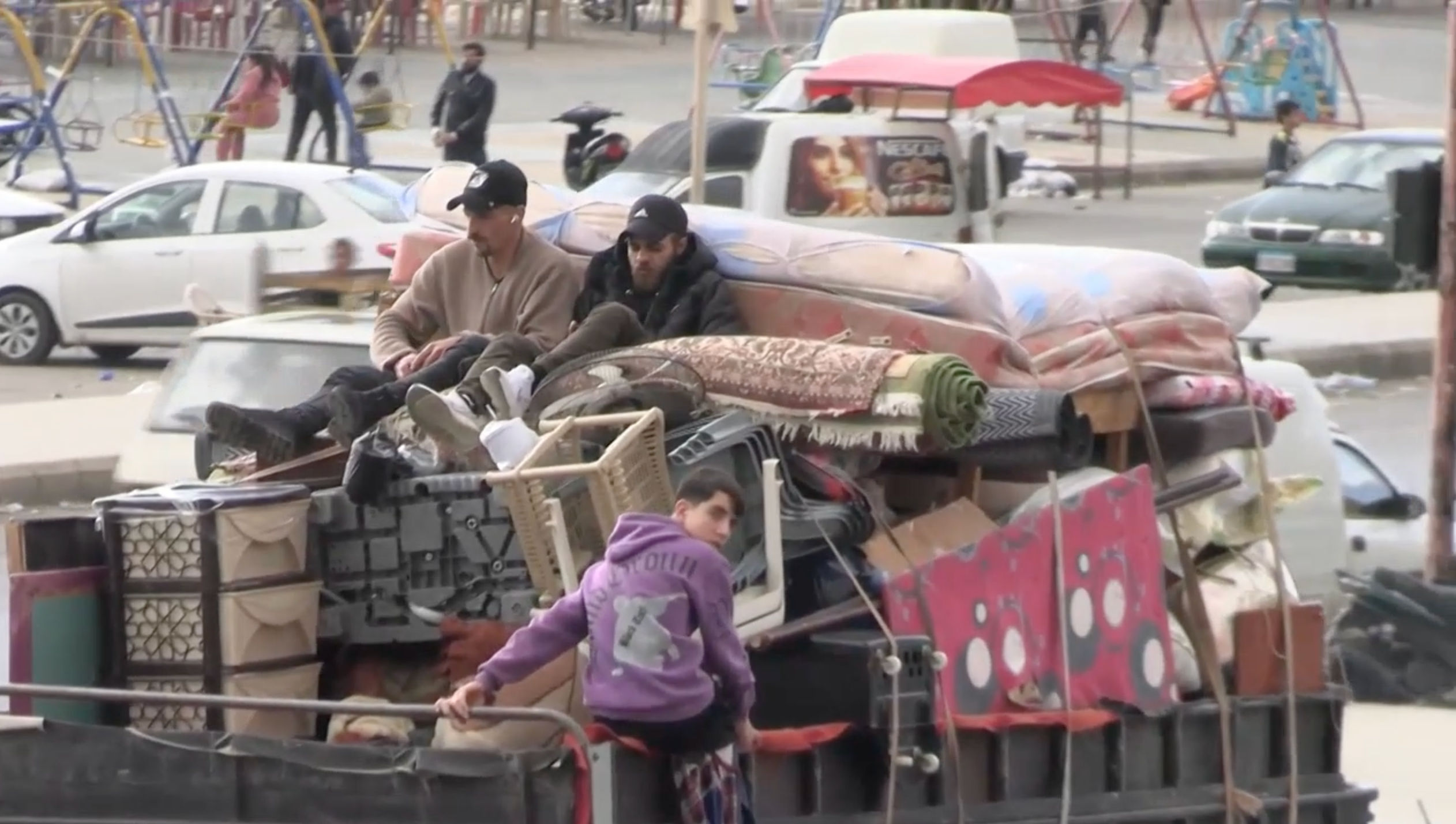 Southern Lebanon residents rush to flee homes as Israel pounds Beirut with bombs