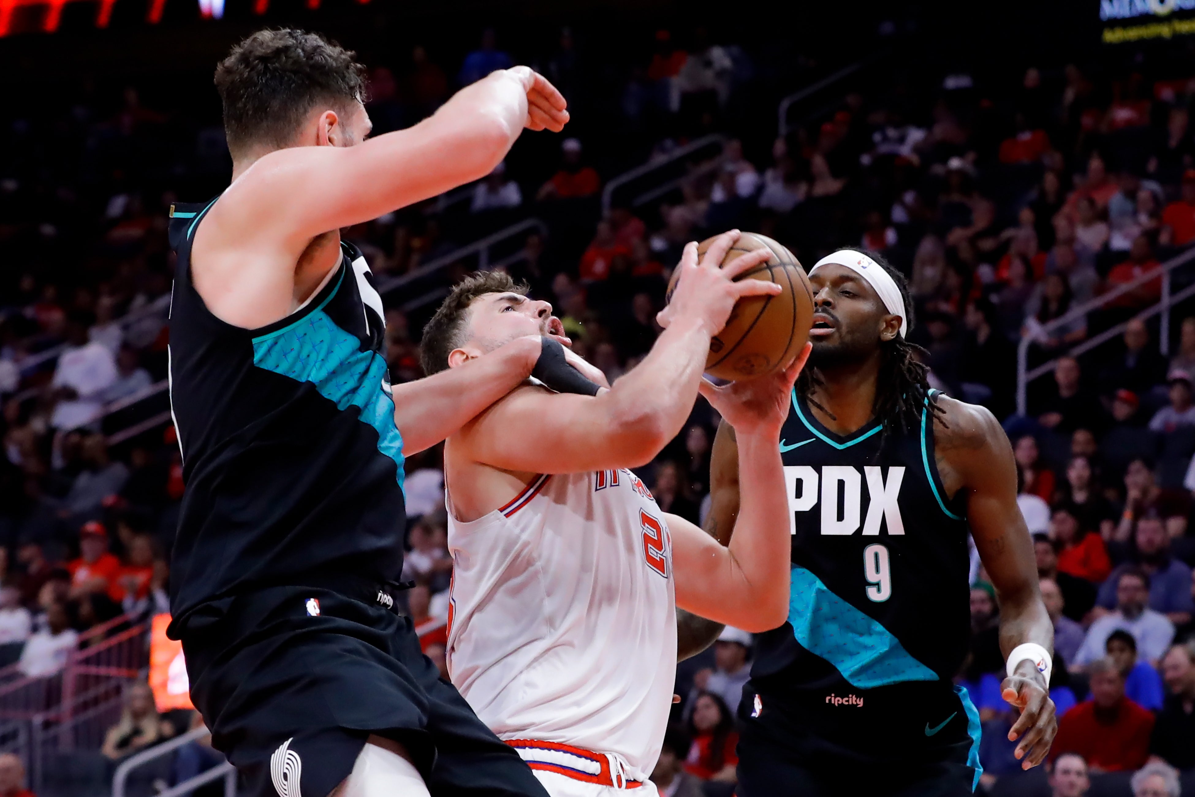 TRAIL BLAZERS-ROCKETS