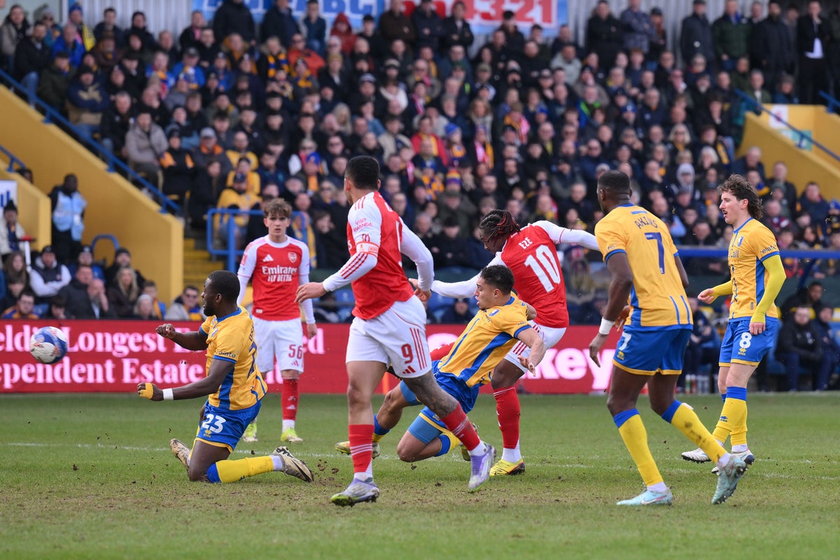 Arsenal&rsquo;s quadruple bid goes on as they overcome Mansfield test in FA Cup