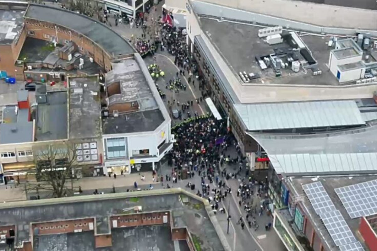 Arrests made as protesters clash with police during Bristol demonstration Arrests made as protesters clash with police during Bristol demonstration