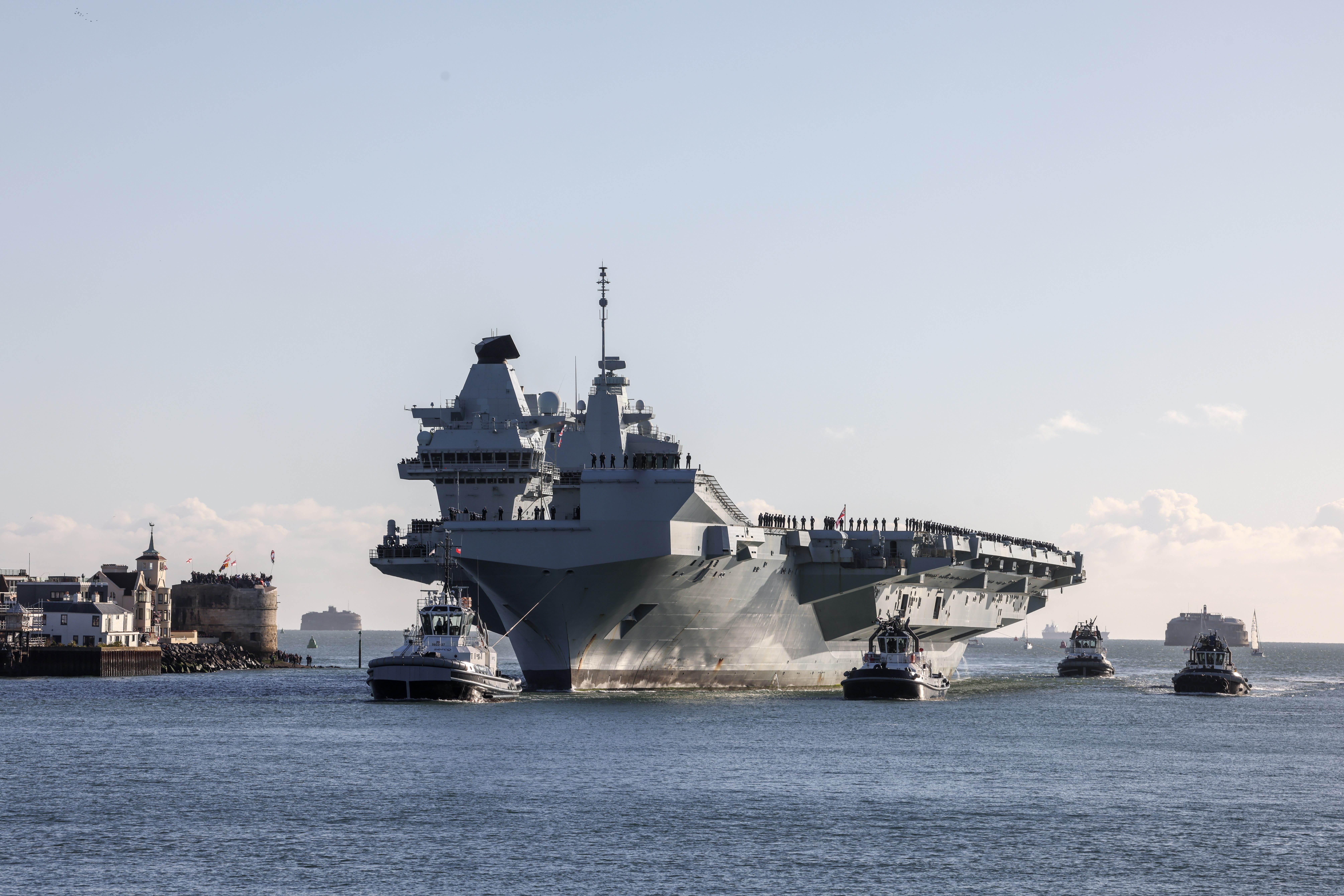 Royal Navy flagship HMS Prince of Wales (file)