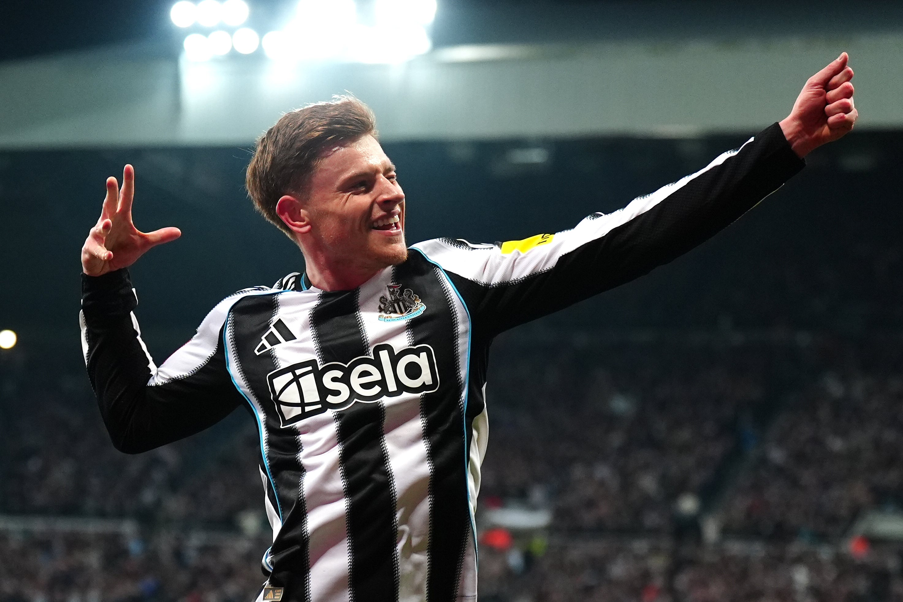 Harvey Barnes had put Newcastle ahead