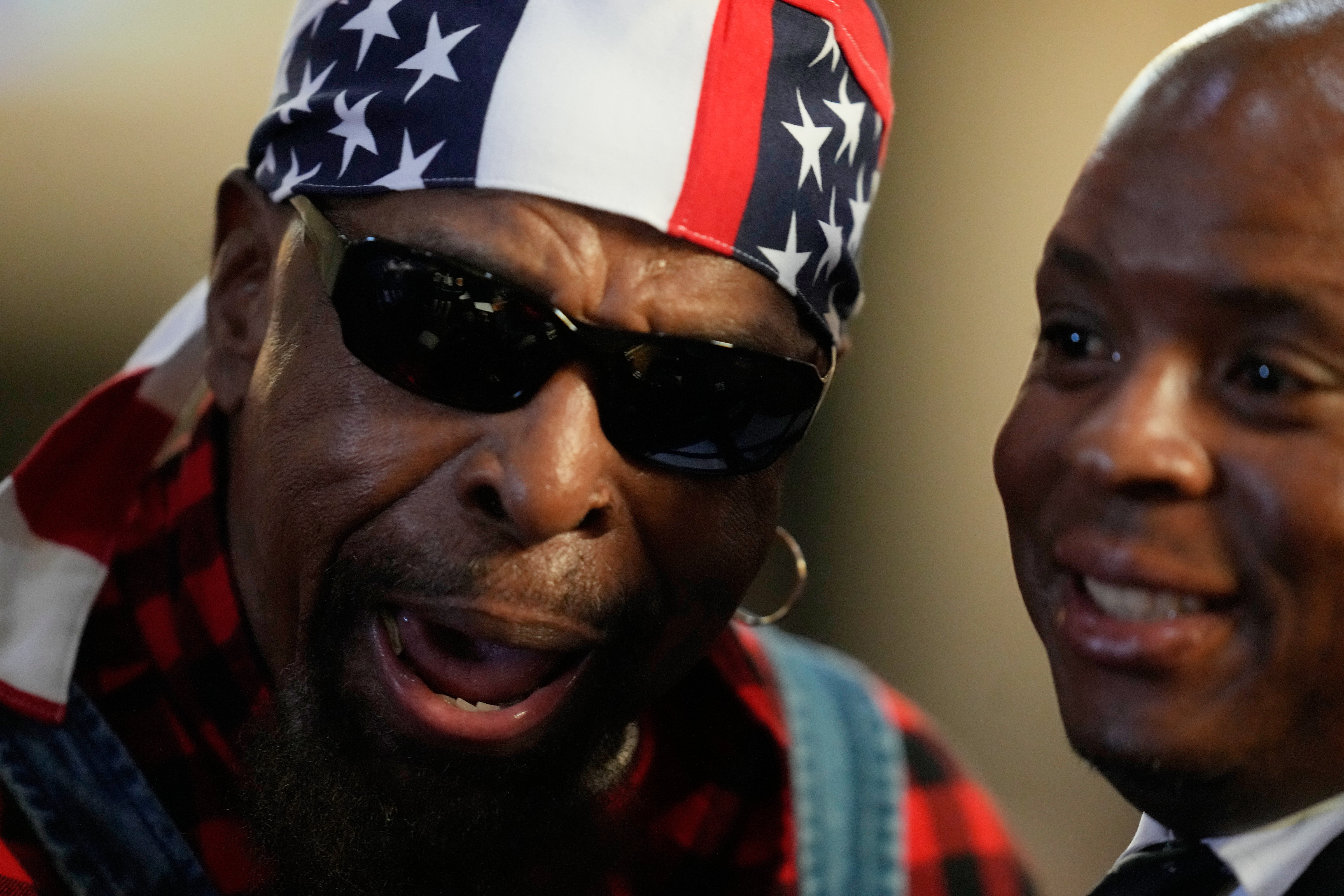 Mr. T poses with a visitor during the Homegoing Celebration of Life for the Rev. Jesse Jackson