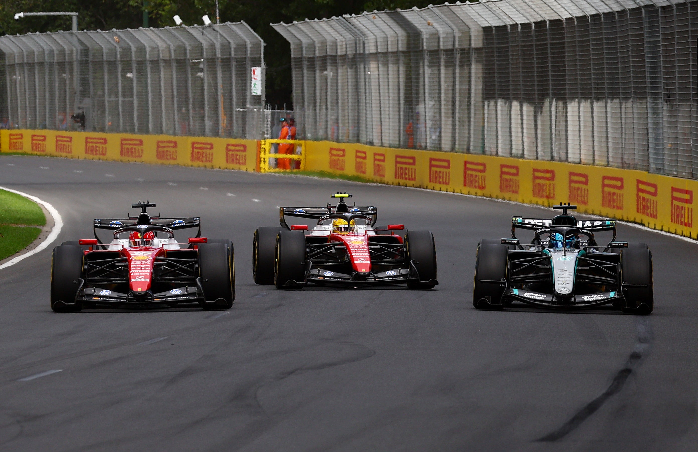 Russell, Leclerc and Hamilton fought fiercely for the lead at the start