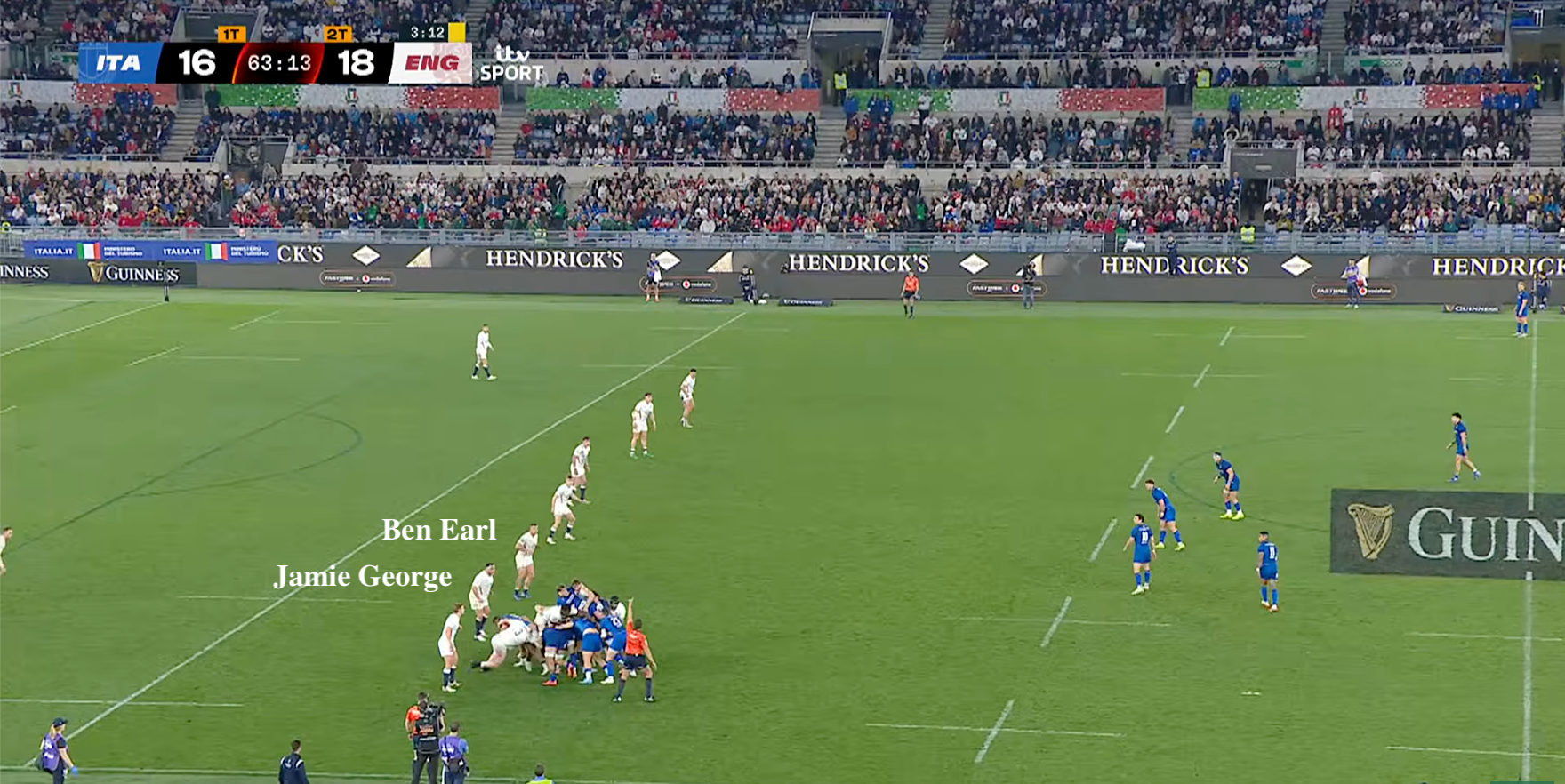 England keep two of their seven forwards out of the maul but still manage to stall it