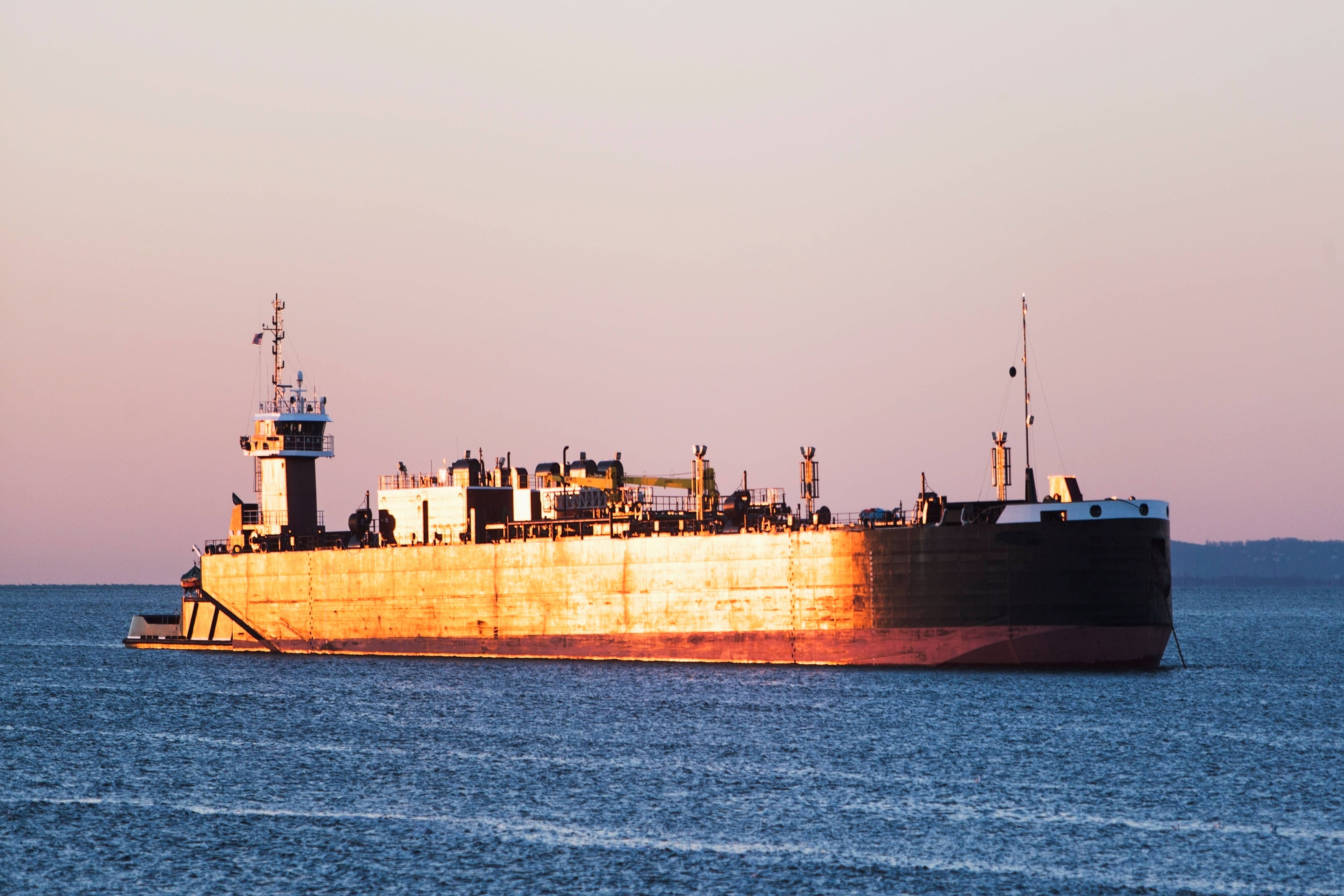 Oil prices have soared above $100 a barrel for the first time in nearly four years, as the escalating conflict in Iran triggers a growing crude supply crisis. (Alamy/PA)