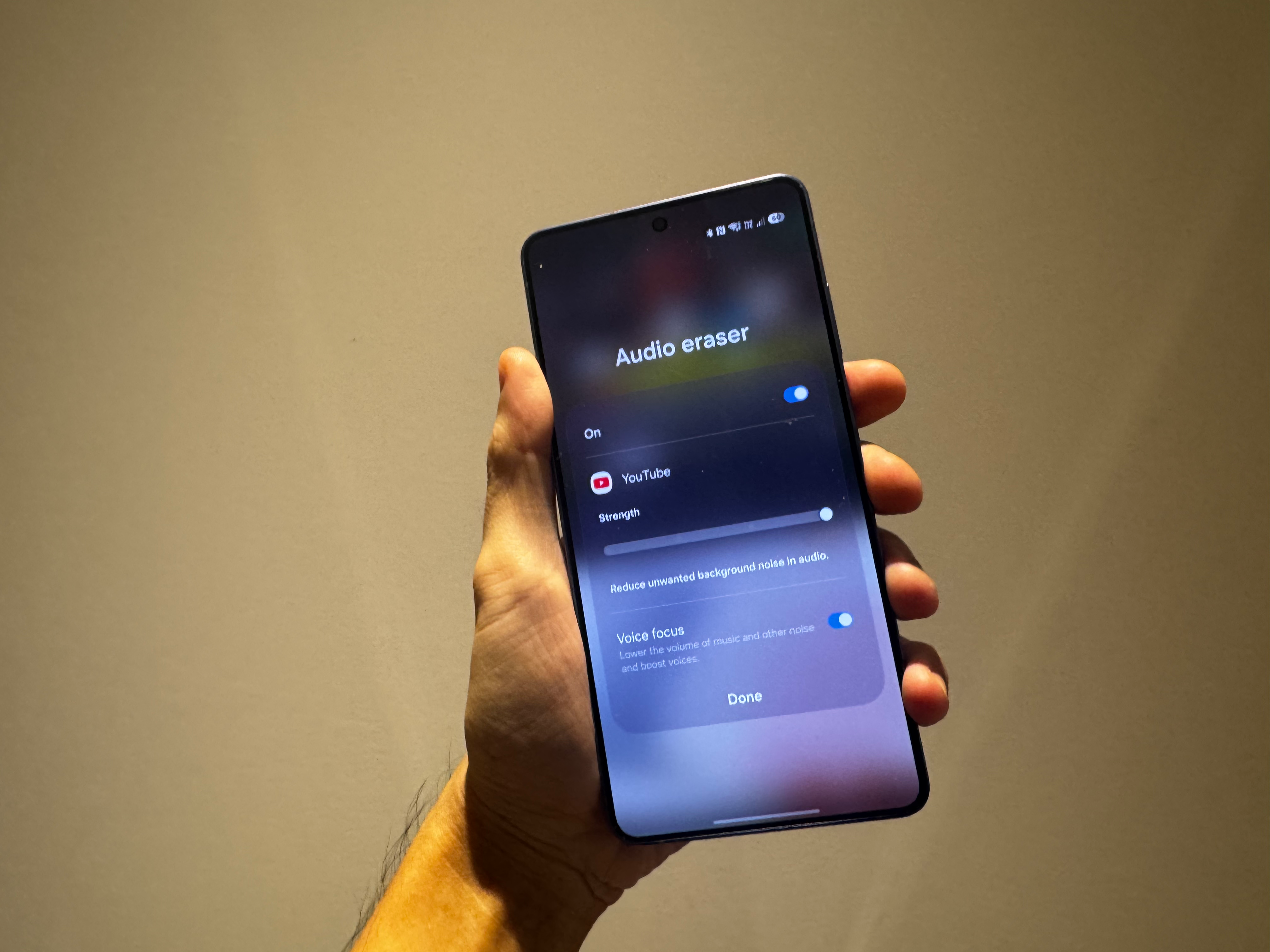 Use the phone’s Audio Eraser settings to focus on what you really want to hear