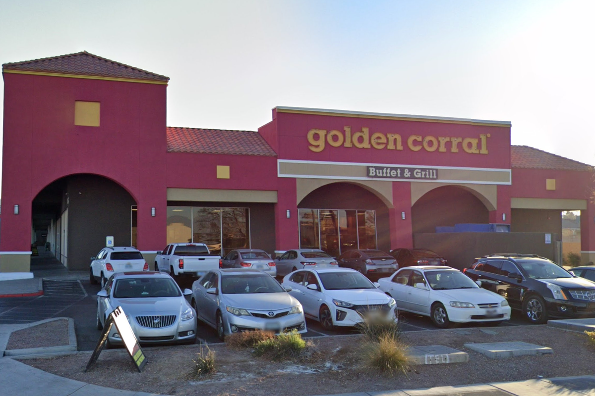 Golden Corral diner suffers ‘irreversible injuries’ after being attacked by staff who wrongly accused him of trying to dine and dash, lawsuit says – UK Times Golden Corral diner suffers ‘irreversible injuries’ after being attacked by staff who wrongly accused him of trying to dine and dash, lawsuit says – UK Times