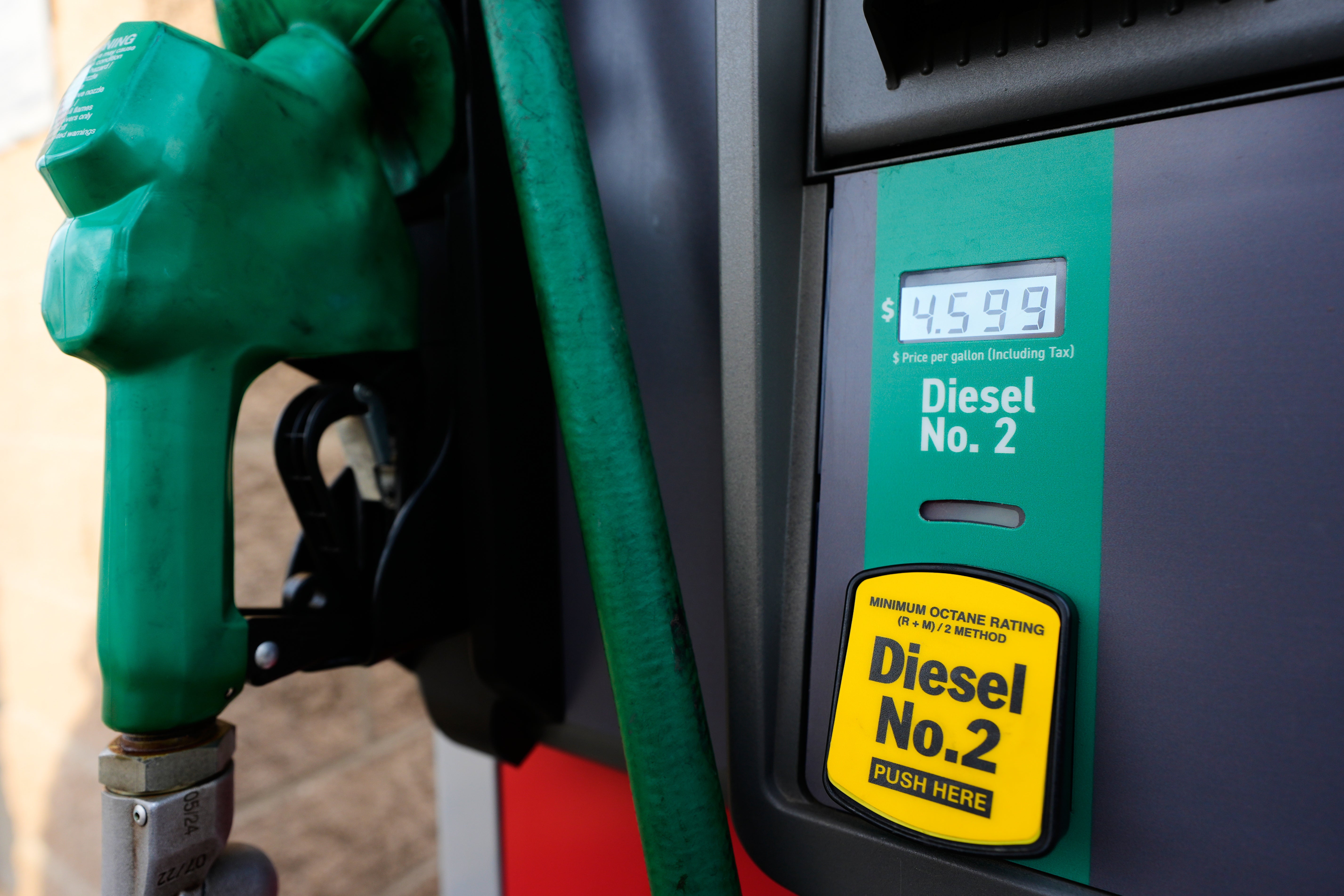 independent.co.uk - Brendan Rascius - US diesel prices surge as fears grow over travel, food and shipping costs