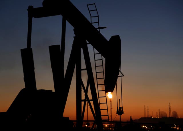 IRÁN-EEUU-INSTALACIONES PETROLERAS